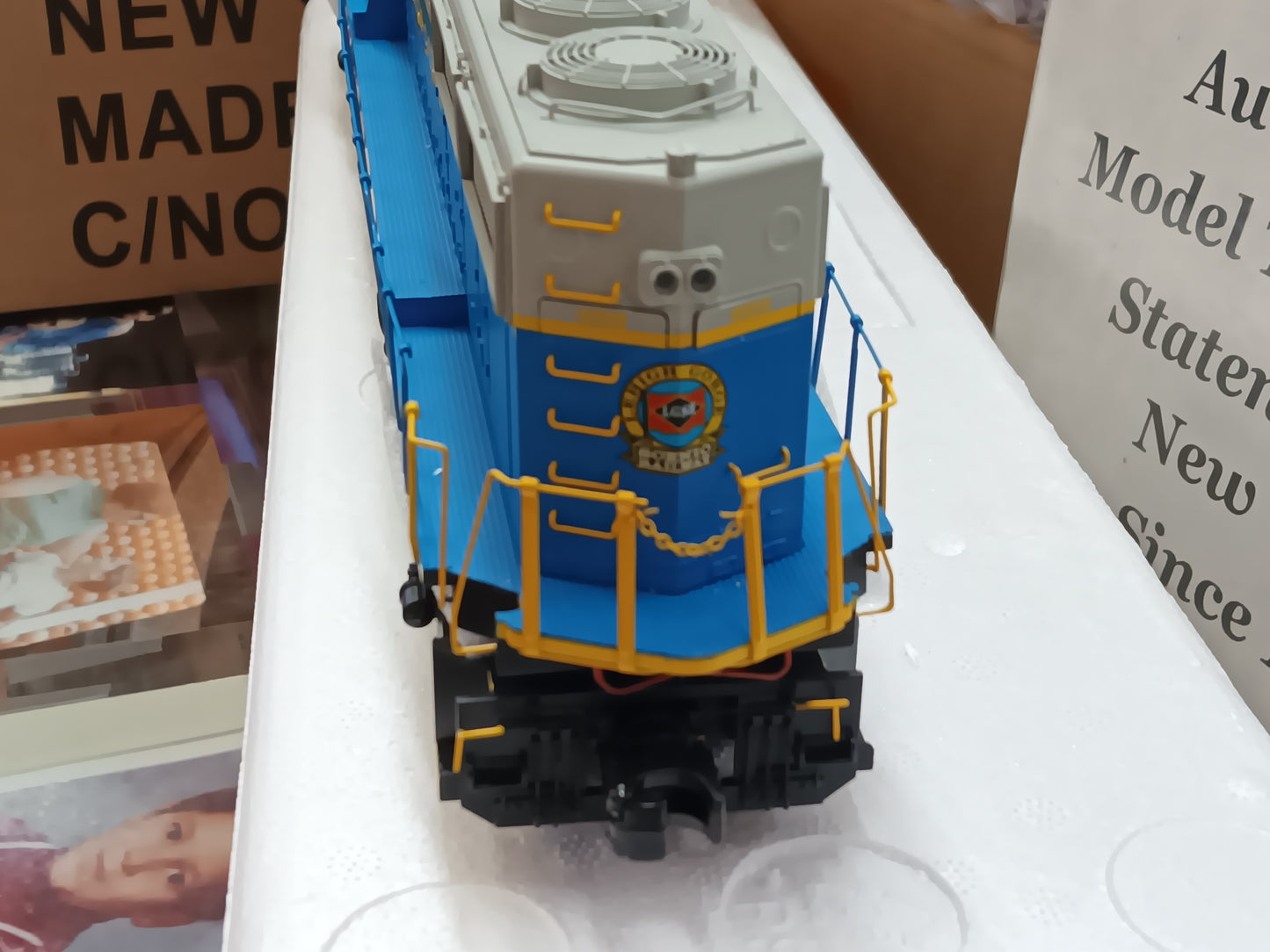 In Stock Limited Run E-Z Catch Custom MTH ( Reading Blue Mountain & Northern Lehigh Gorge Scenic ) SD-50 CAB 426