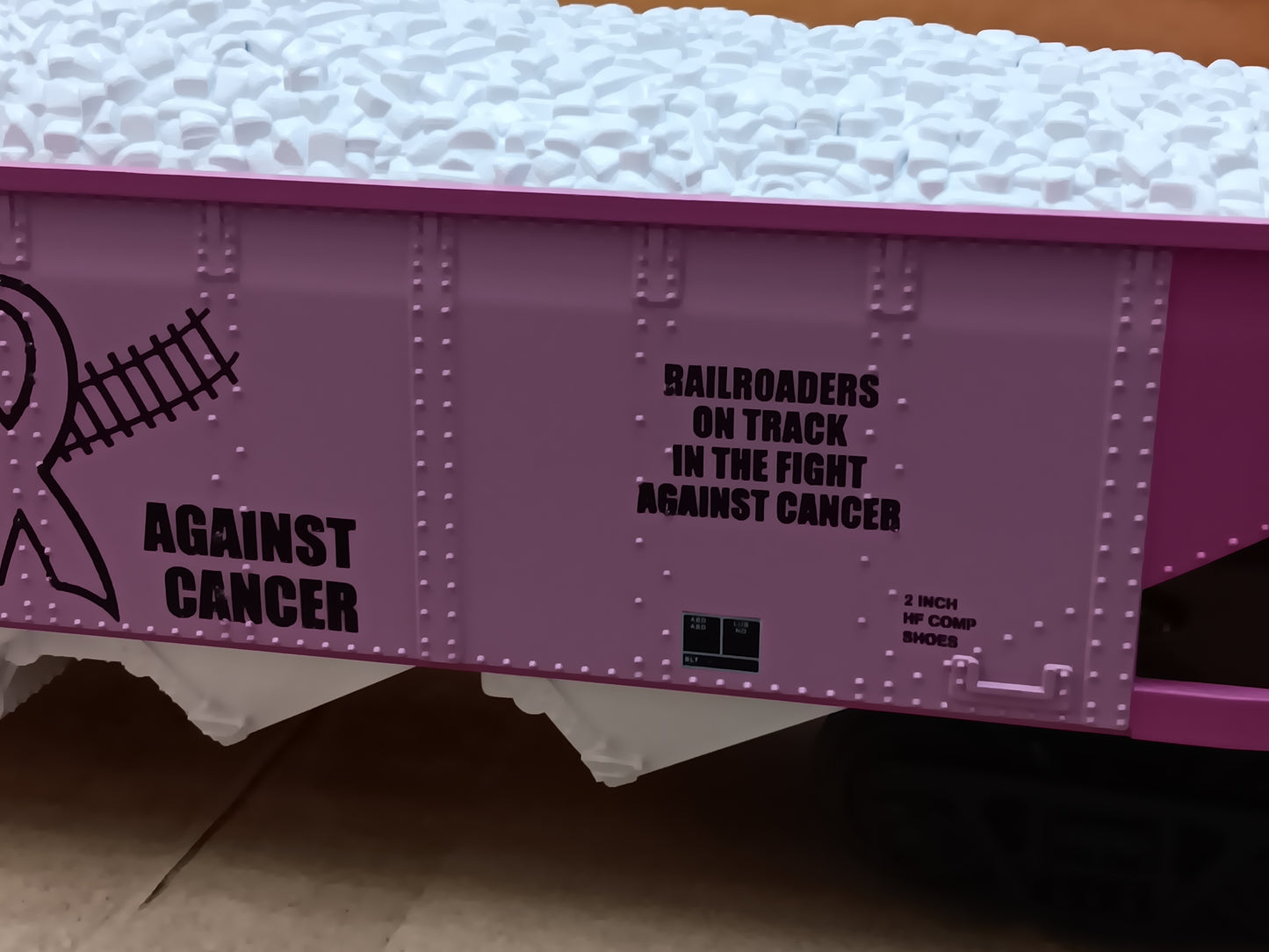 In Stock, Tariff fee included, ( Cancer Awareness 3-Car set ) E-Z Catch Custom Railking Hoppers with White Coal Load
