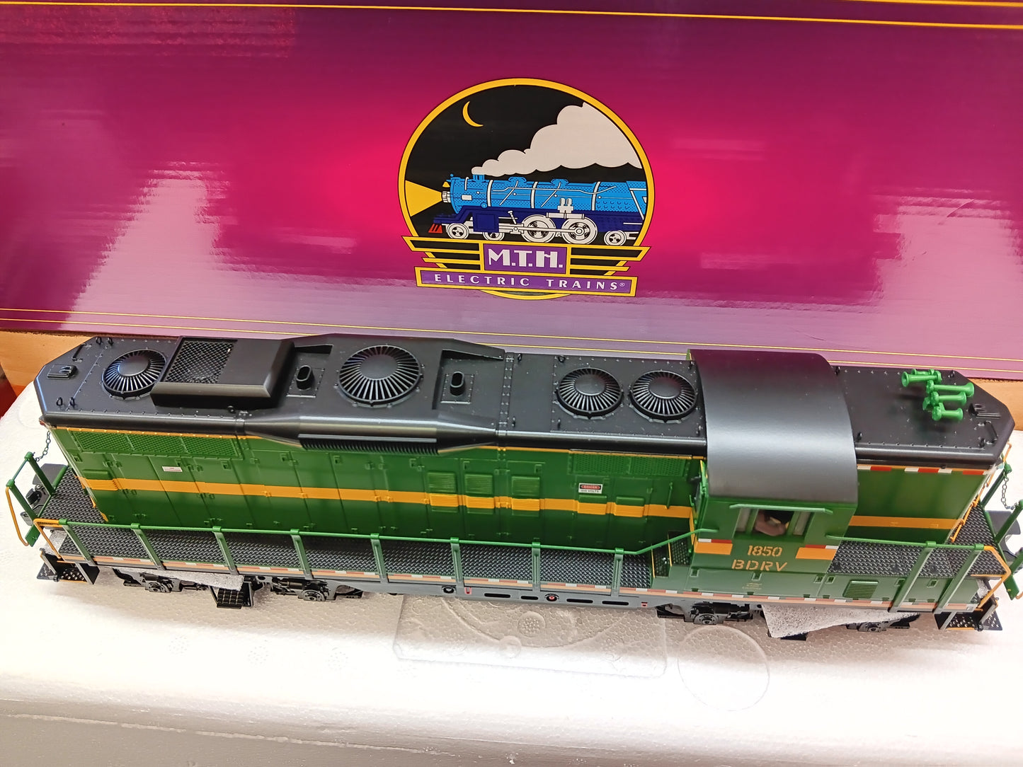 ( Now In Stock ) Belvidere & Delaware E-Z Catch MTH Premier Custom GP-9 # 20-22023-1 ( Cab # 1850 )