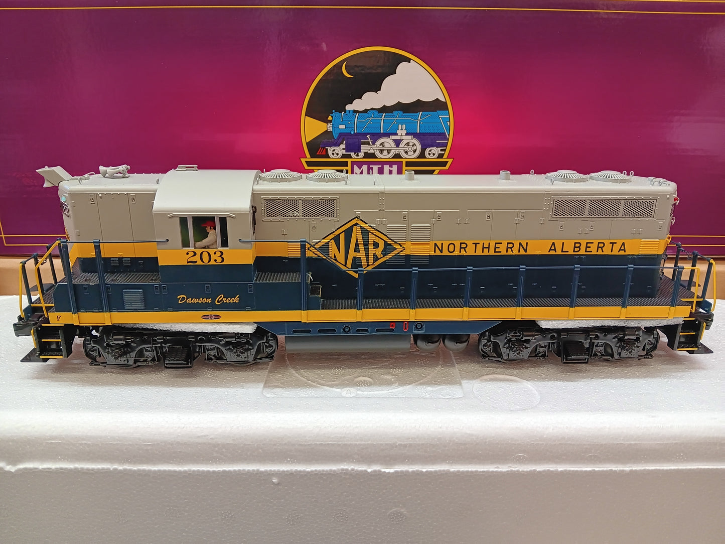 ( Now in Stock ) E-Z Catch Custom Northern Alberta Railway Cab 203 MTH Premier GP-9 # 20-22025-1