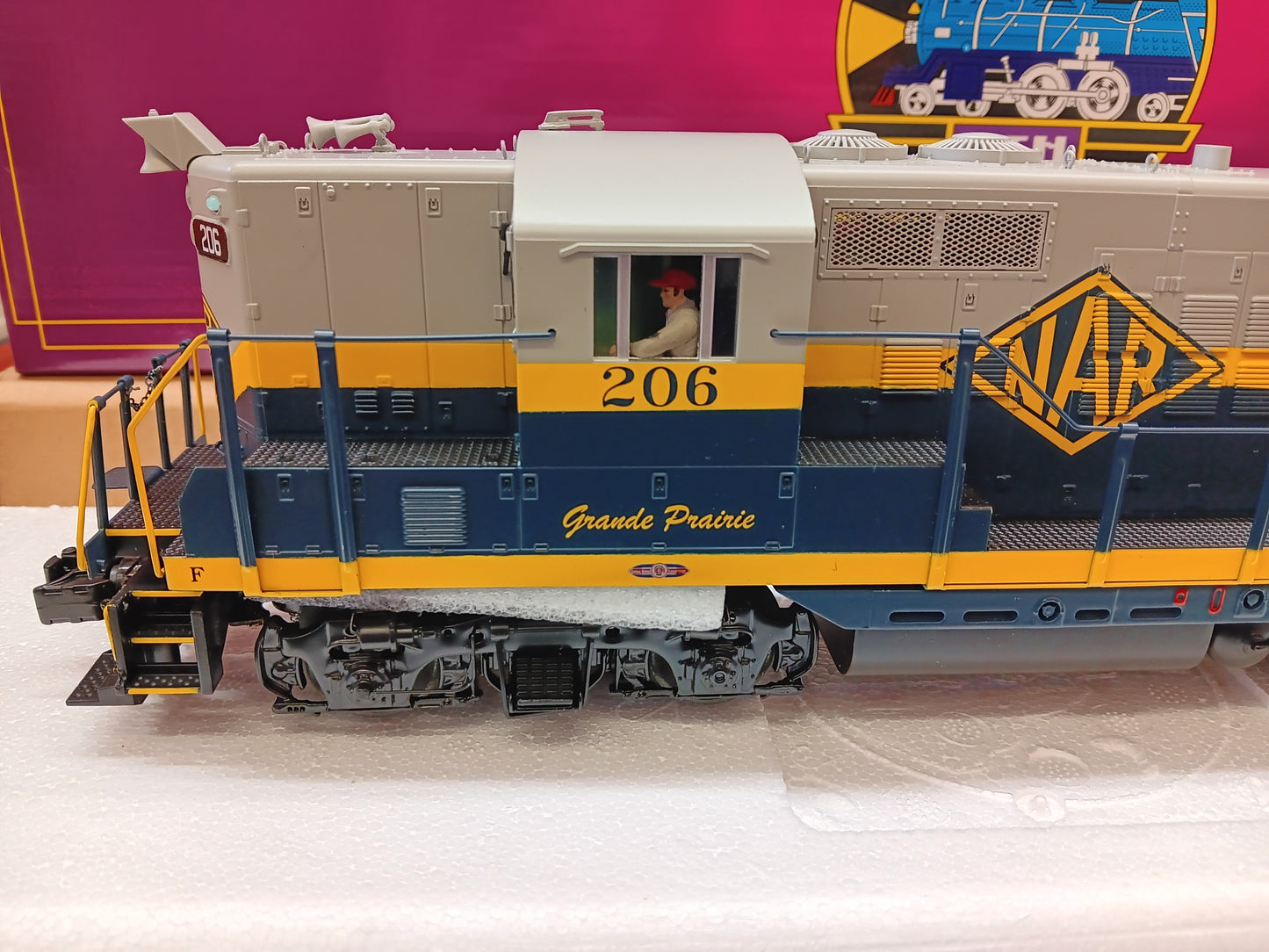 ( Now in Stock ) E-Z Catch Custom Northern Alberta Railway Cab # 206 MTH Premier GP-9 # 20-22026-1