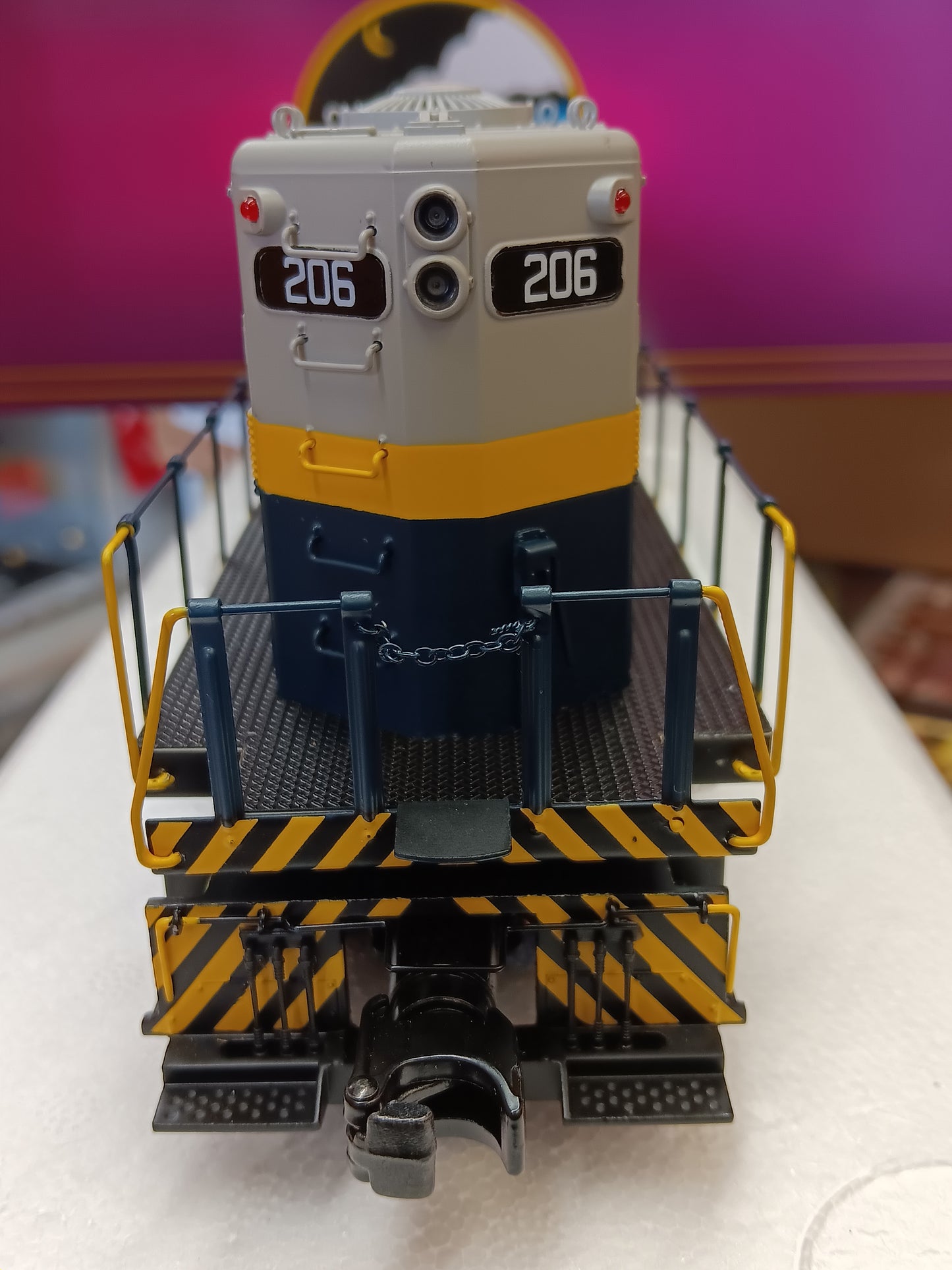 ( Now in Stock ) E-Z Catch Custom Northern Alberta Railway Cab # 206 MTH Premier GP-9 # 20-22026-1