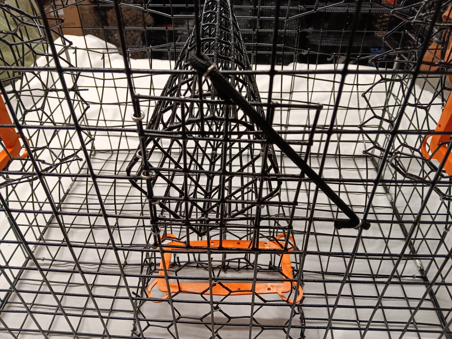 * PICK UP ONLY * E-Z Catch # P-302-LTE Full Size Maryland Style Crab Pots ( 24 x 24 x 18 )