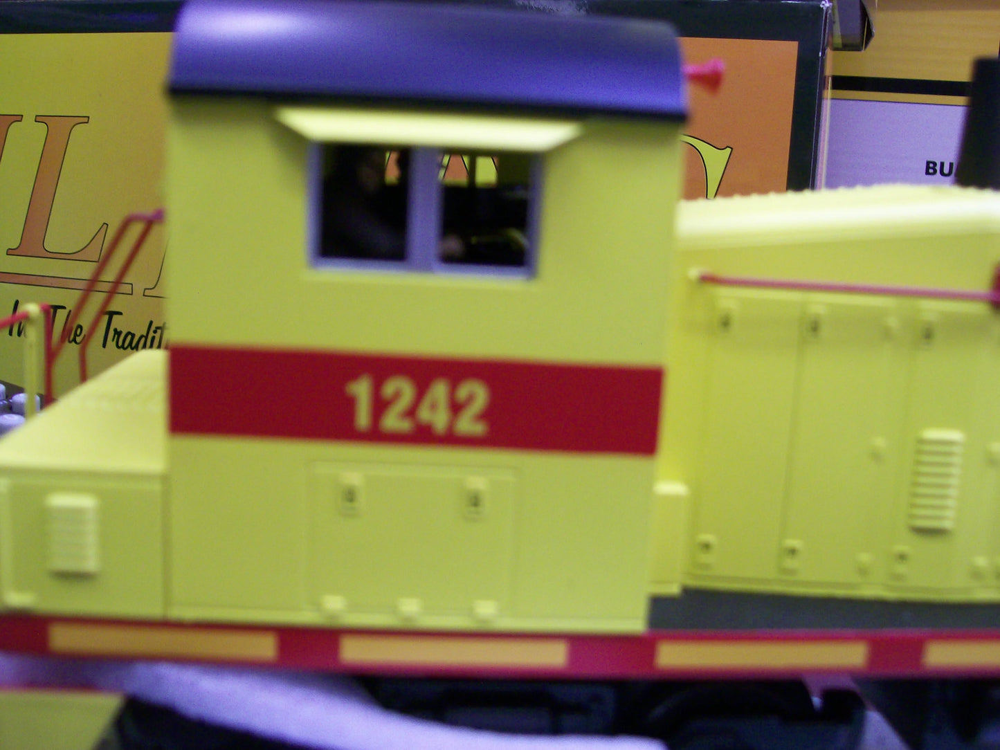 E-Z CATCH MTH CUSTOM GRANITE CITY WORKS SW1200 RAILKING CAB # 1242