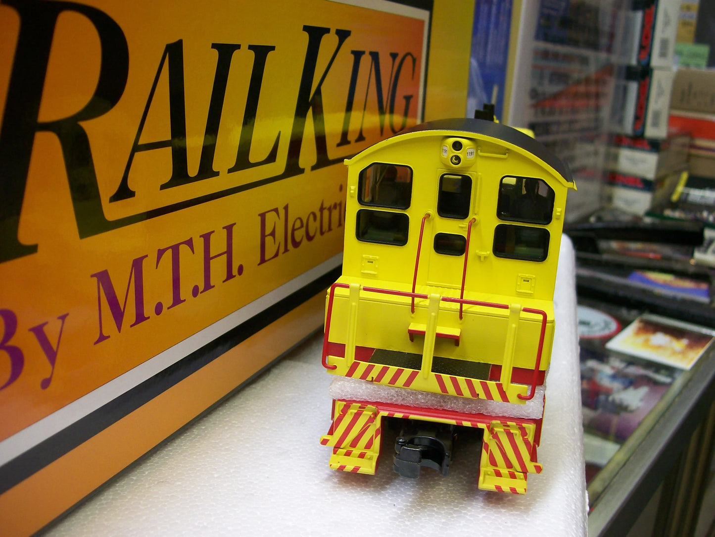 (Sold Out ) E-Z CATCH MTH CUSTOM GRANITE CITY WORKS SW1200 RAILKING CAB # 1191