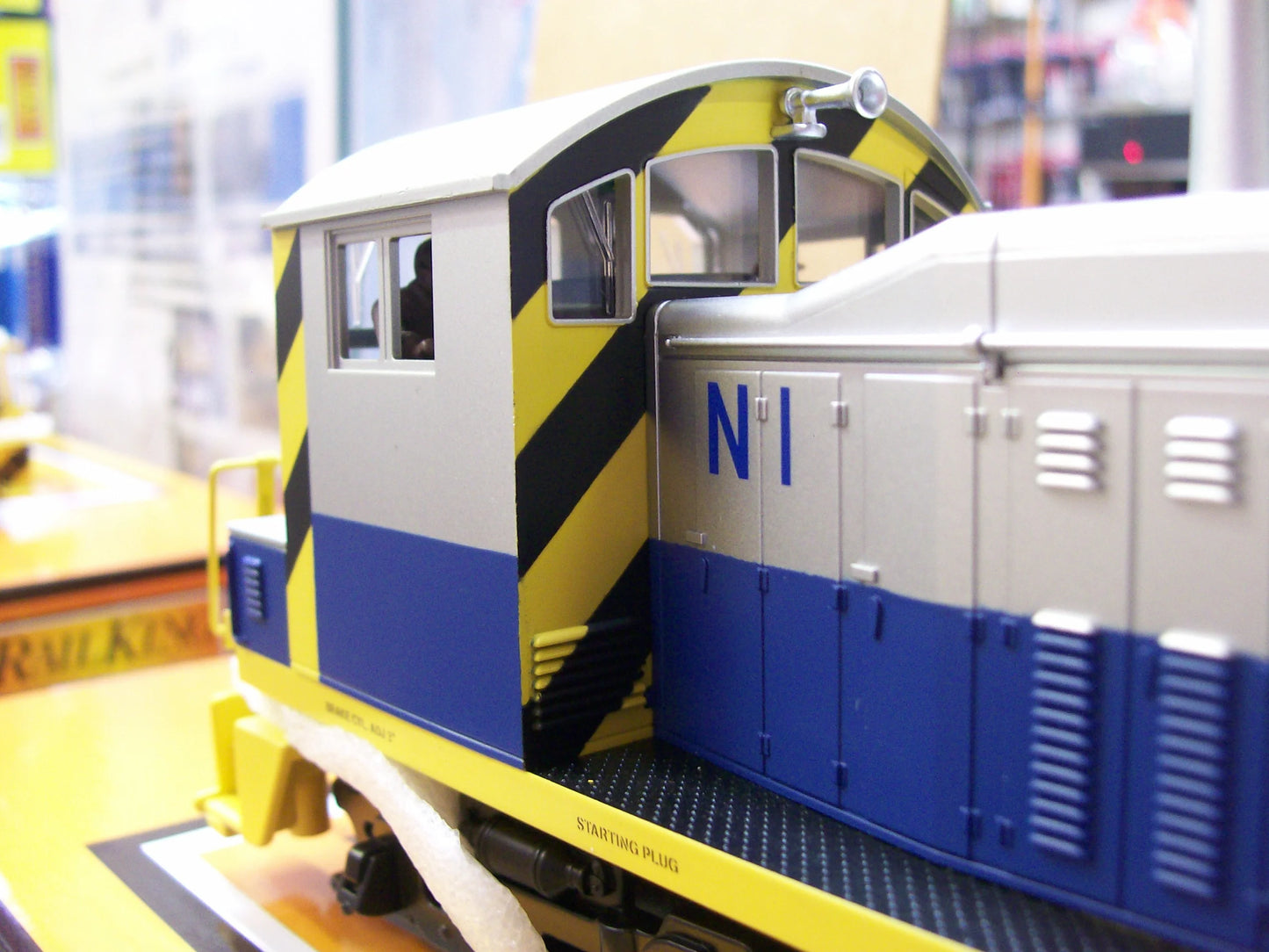 In Stock MTH Railking # 30-21147-1 ( South Brooklyn Cab No. N1 ) NW-2 Switcher Diesel Engine With Proto-Sound 3.0