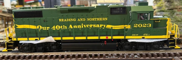 Atlas O Scale Premier #30138349 Reading & Northern (40th Anniversary) GP38-2 Car #2023