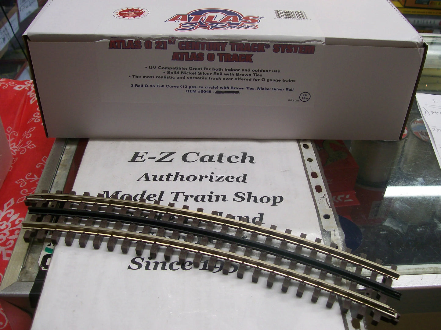 Atlas O # 6011 ( 16 Sections ) Complete 0-81 Circle of Nickel Silver Track 3-Rail