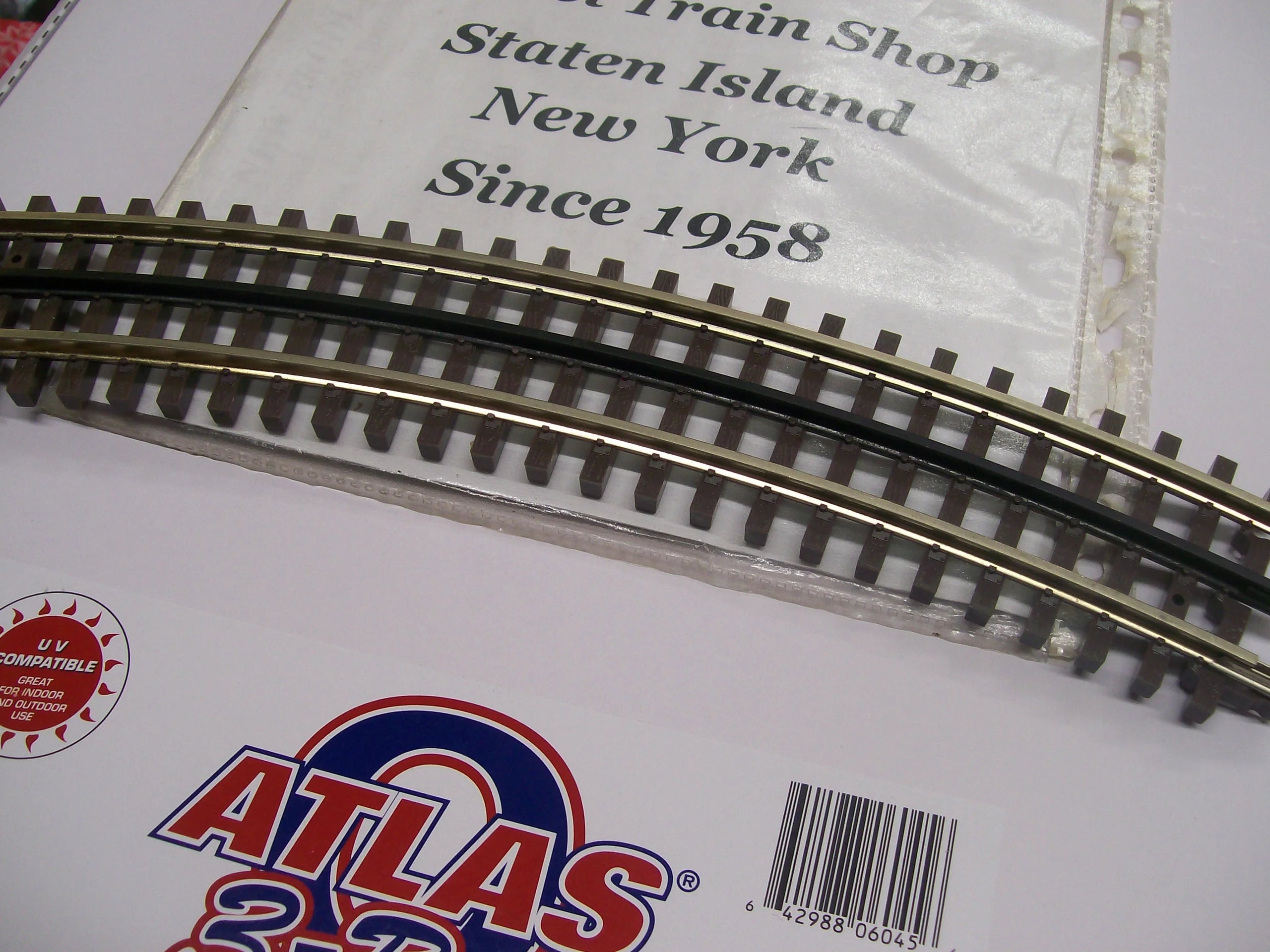 Atlas O Scale ( 045 ) EZ Catch World