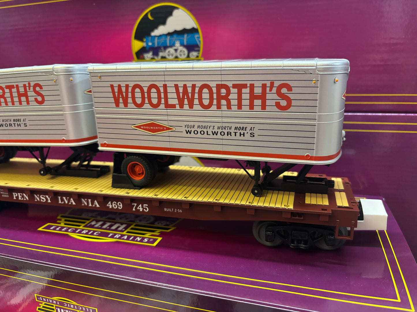 ( SOLD OUT ) MTH Premier # 20-95764 Woolworth's Pup Trailers on Pennsylvania Flat Car # 469745