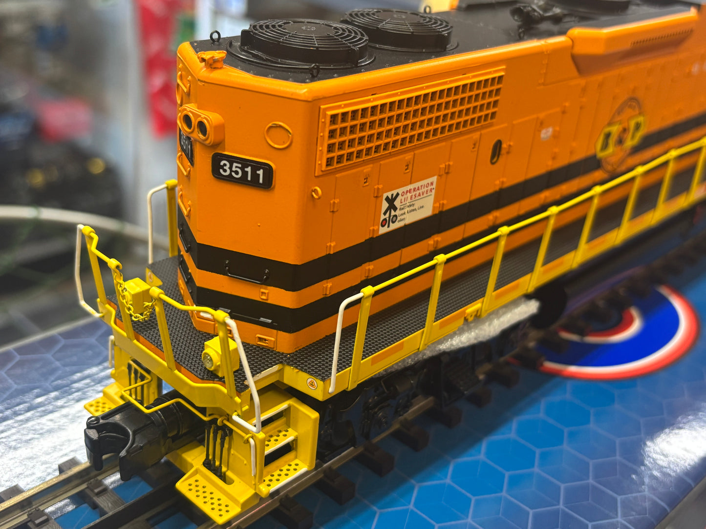 Now IN STOCK ( Buffalo & Pittsburgh Custom Premier Atlas O GP38-2 Cab # 3511 ( 3-Rail )