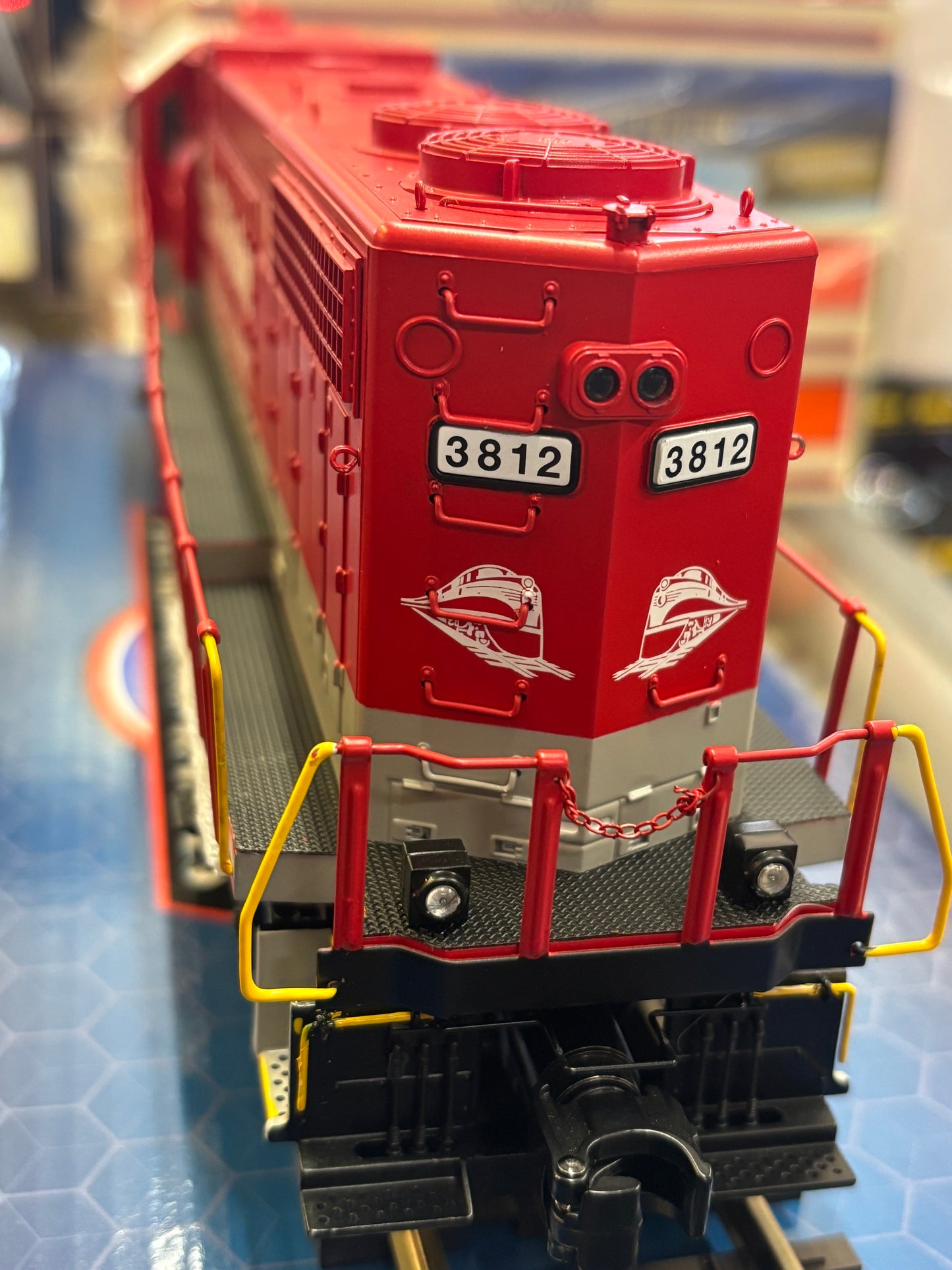 Now IN STOCK ( E-Z Catch RJ Corman GP-38-3 Custom Atlas O Premier Cab # 3812 ( 3-rail )