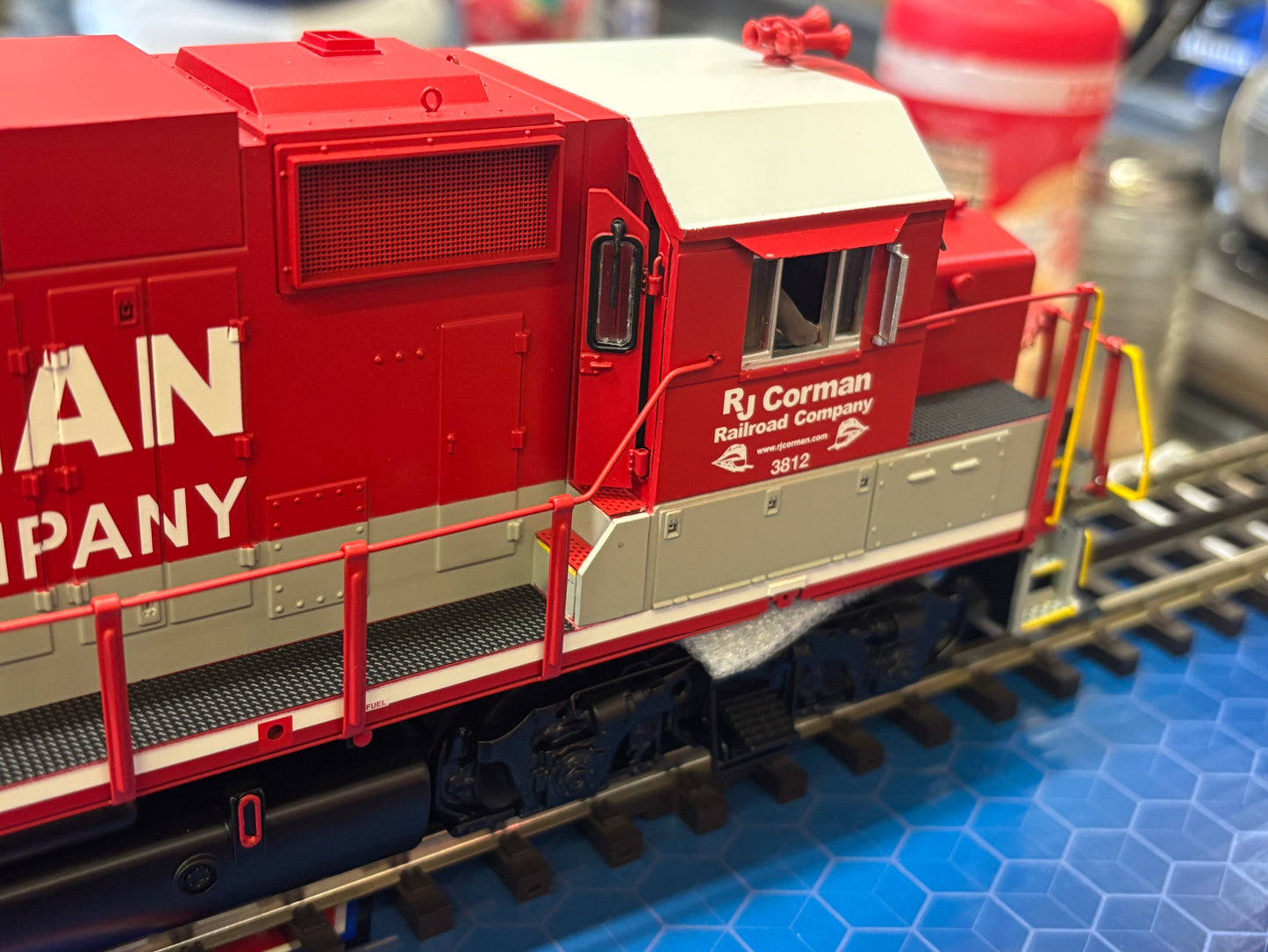 Now IN STOCK ( E-Z Catch RJ Corman GP-38-3 Custom Atlas O Premier Cab # 3812 ( 3-rail )