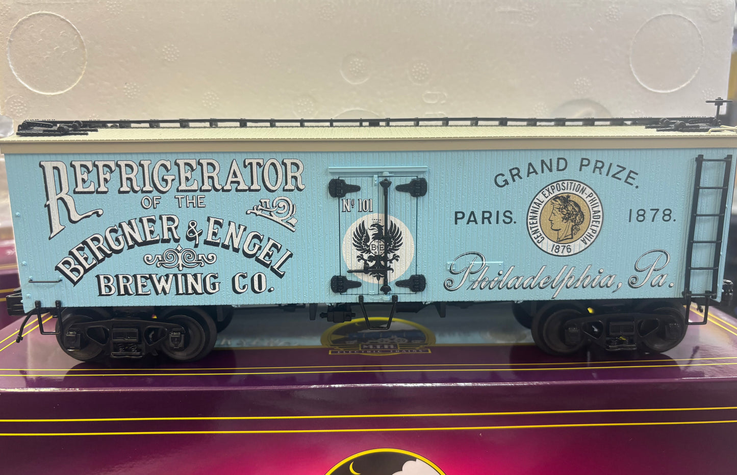 ( Sold Out )  E-Z Catch Exclusive Custom Run MTH Premier O Scale # 20-94710 Bergner & Engel 36' Woodsided Reefer # 101