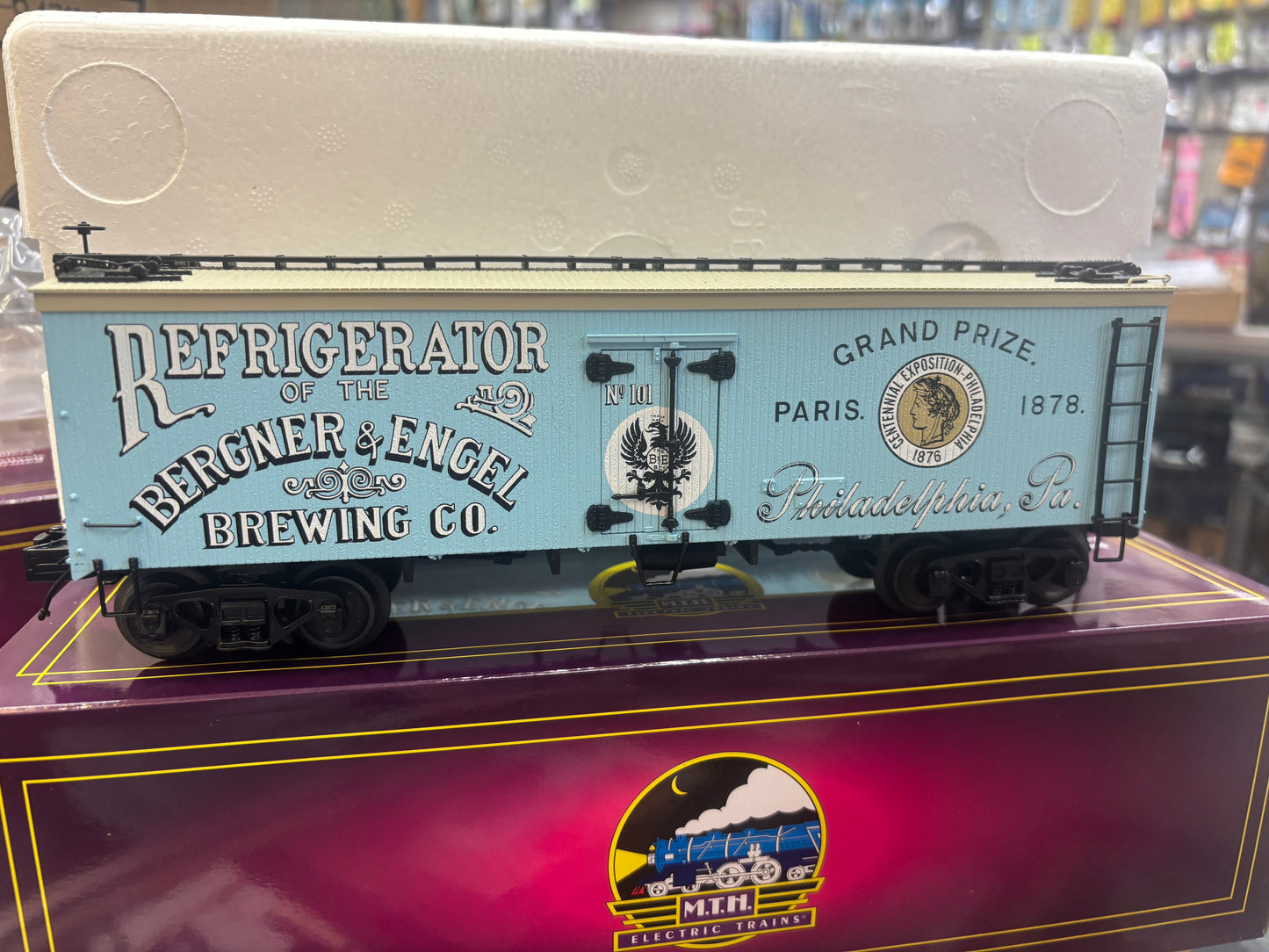 ( Sold Out )  E-Z Catch Exclusive Custom Run MTH Premier O Scale # 20-94710 Bergner & Engel 36' Woodsided Reefer # 101