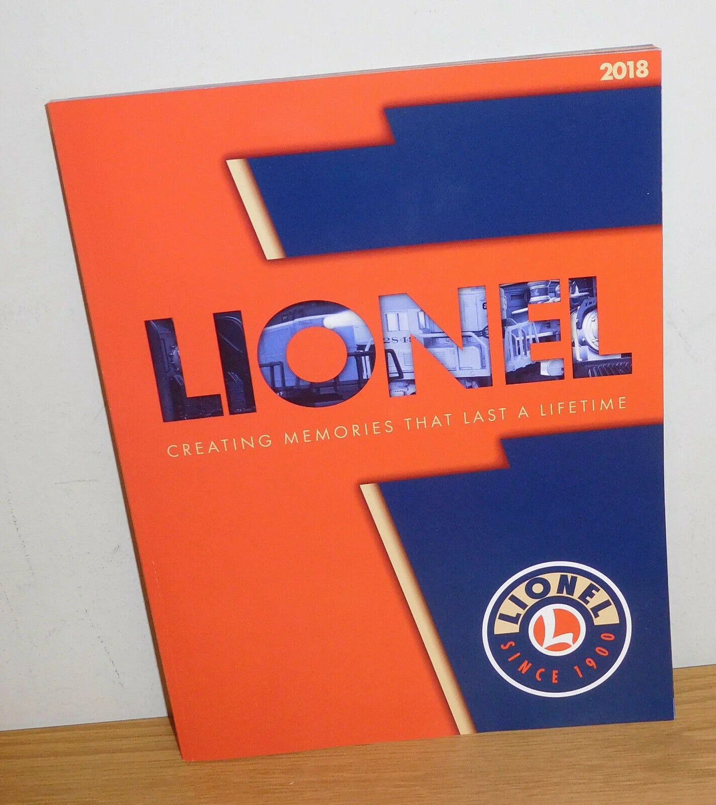 Lionel 2018V1 CATALOG EZ Catch World