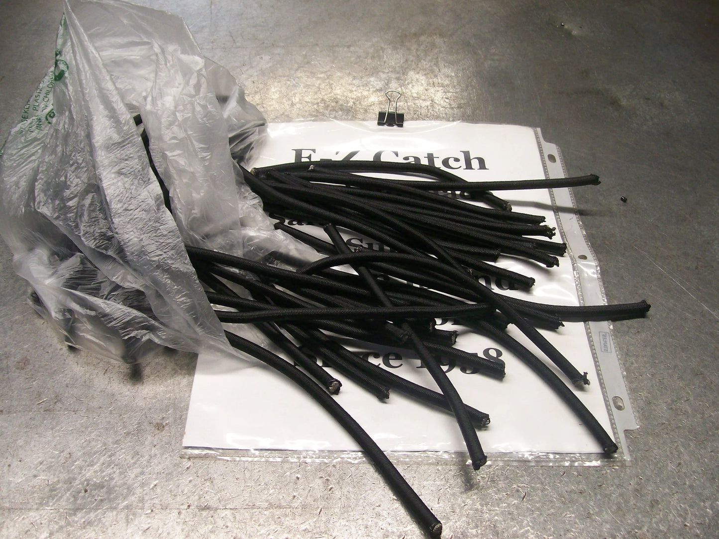E-Z Catch ( 50 Pack ) Bungee shock cord 1/4" x 7 inch cut's, Heavy Duty, Black Marine Grade USA Made