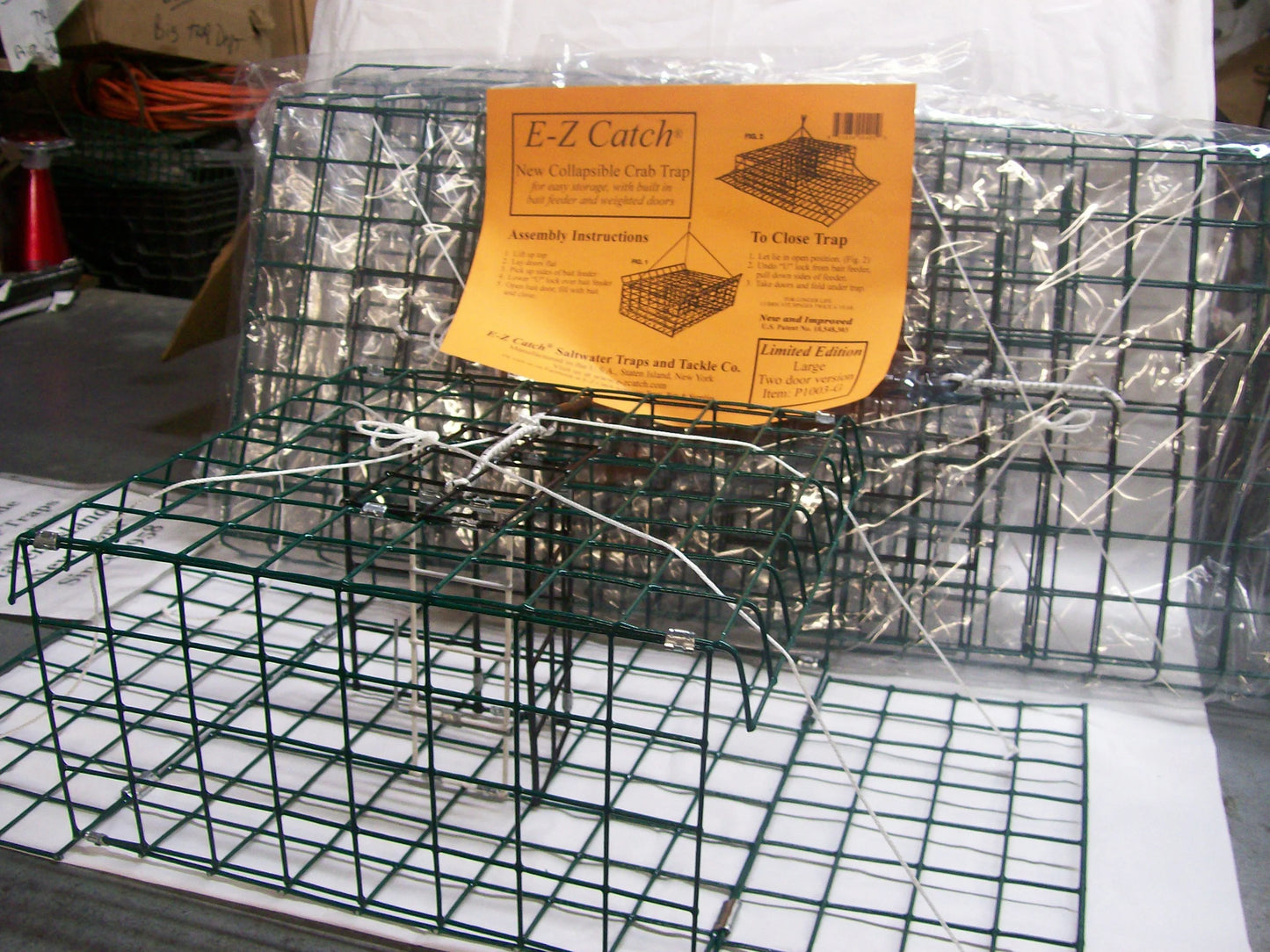 E-Z Catch 6-Pack ( Patent ) Stow-A-Way 2-Door Folding Blue Crab Trap with Bait Holder P-1003-G
