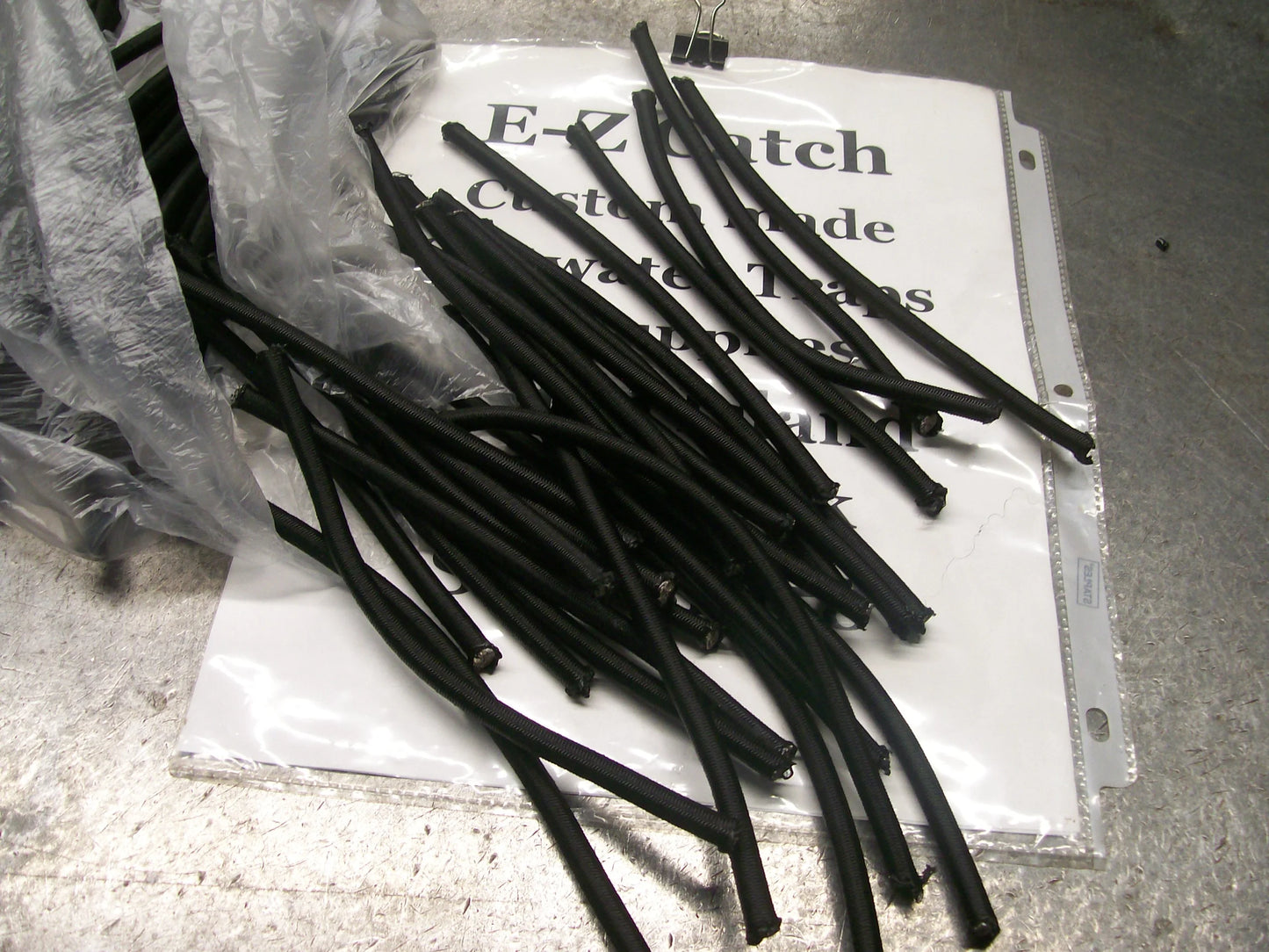 E-Z Catch ( 50 Pack ) Bungee shock cord 1/4" x 7 inch cut's, Heavy Duty, Black Marine Grade USA Made