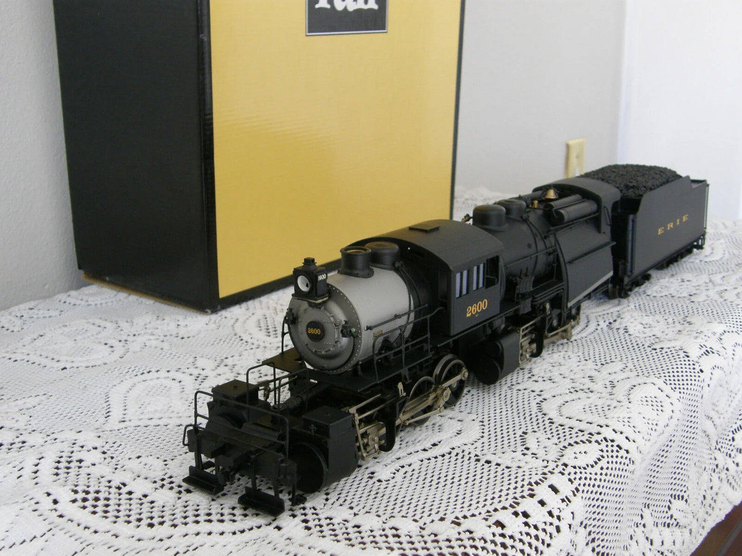 ( Sold Out ) Sunset Models Erie Camelback 0-8-8-0 Brass 3rd. Rail Cab # 2600 w/ TMCC & Railsounds ( 3-Rail )