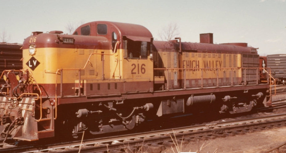 *PRE-ORDER* MTH 20-22144-1 Premier New Tooling RS-3 Lehigh Valley Cab # 216 - 3RL