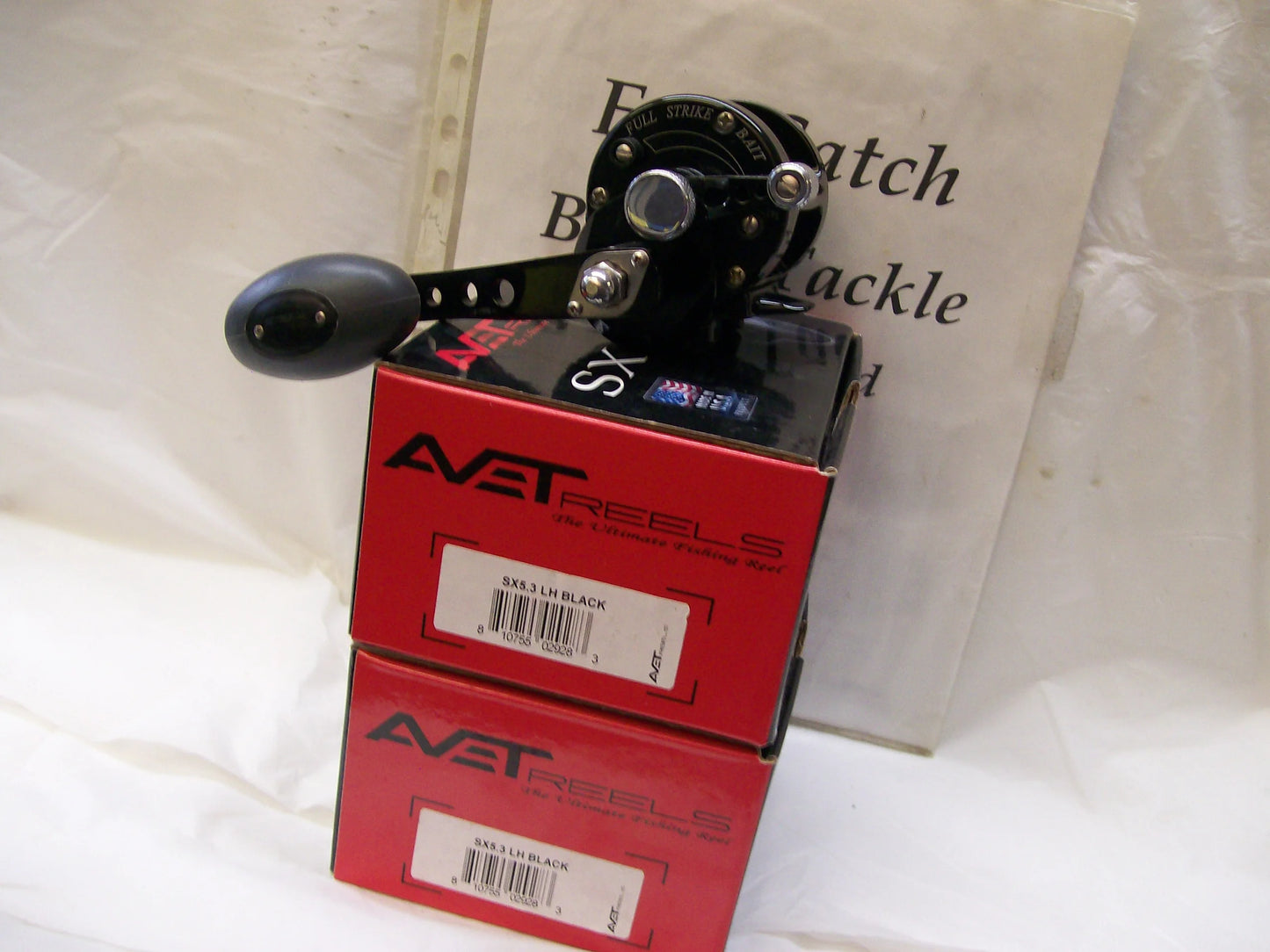 2 Pack Avet Conventional Lever Drag ( Left Hand ) Model SX5.3-LH ( Black )