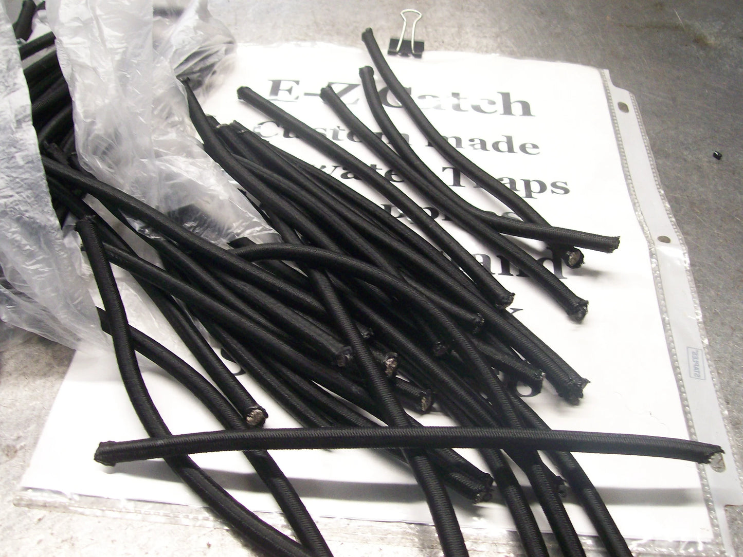 E-Z Catch ( 50 Pack ) Bungee shock cord 1/4" x 7 inch cut's, Heavy Duty, Black Marine Grade USA Made