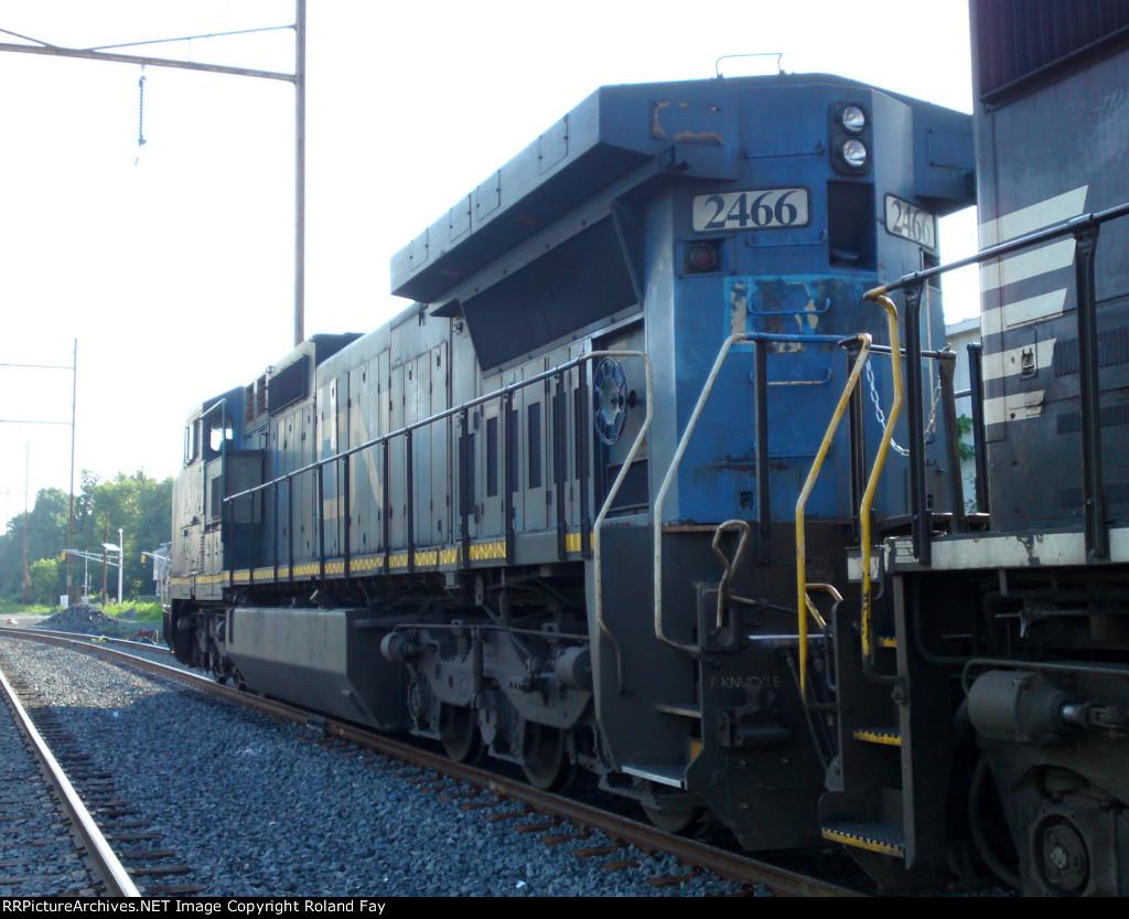 ( ETA January 2026 ) E-Z CATCH CUSTOM MTH DASH-8 PREMIER C/N BLUE DEVIL CAB 2466