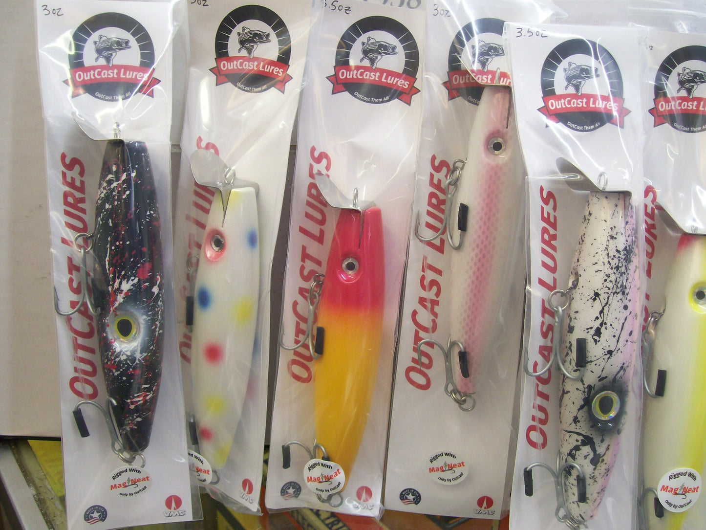 OutCast Custom Wooden Lures Danny MagNeat Metal Lip Swimmers ( 12 Color's ) 3 ounce