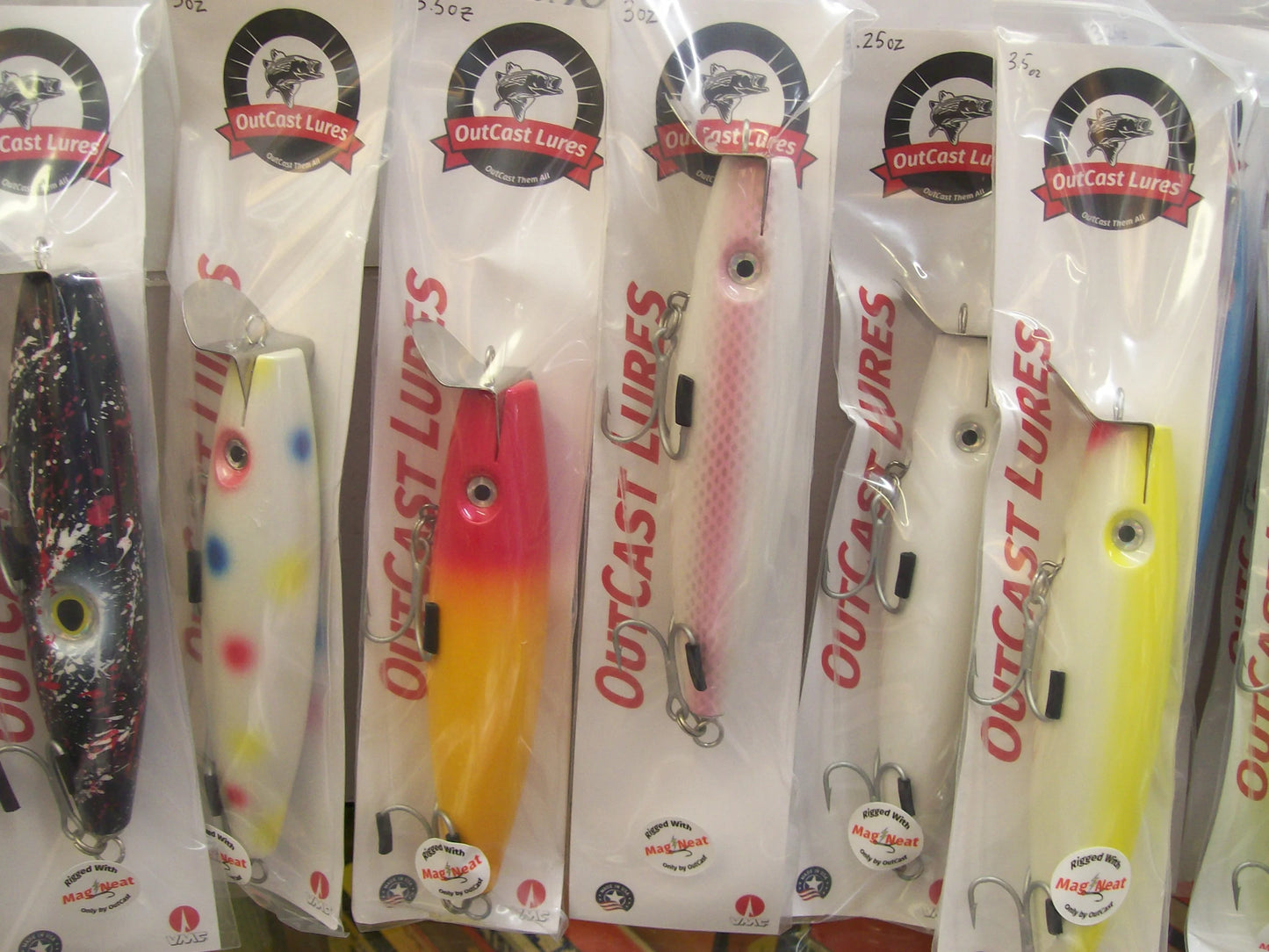 OutCast Custom Wooden Lures Danny MagNeat Metal Lip Swimmers ( 12 Color's ) 3 ounce