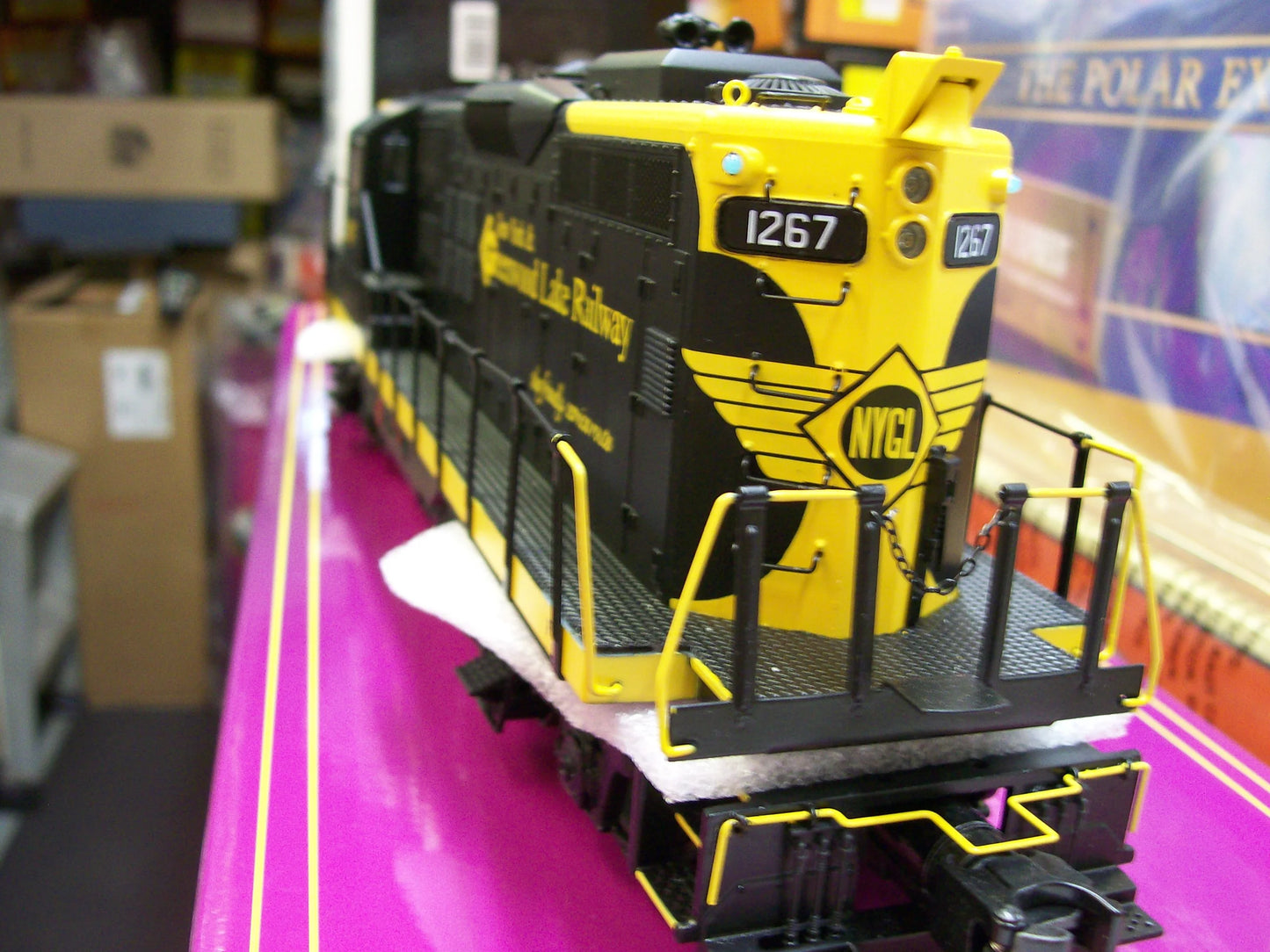 ( On SALE ) E-Z Catch ( EXCLUSIVE NEW YORK & GREENWOOD LAKE MTH PREMIER GP-9 # 1267