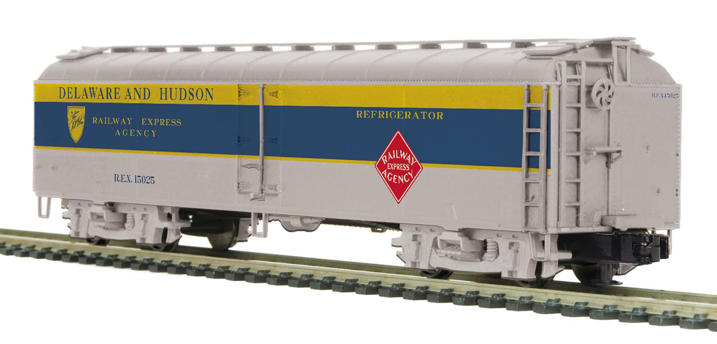 MTH Premier # 20-94755 Delaware & Hudson Rd # 15025 O Scale Premier R50B Express Reefer Car