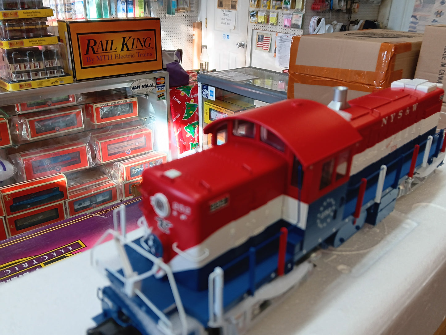In Stock E-Z Catch Custom MTH NYS & W Bicentennial 252  Railking Scale RS-1 Locomotive ( Limited Run )