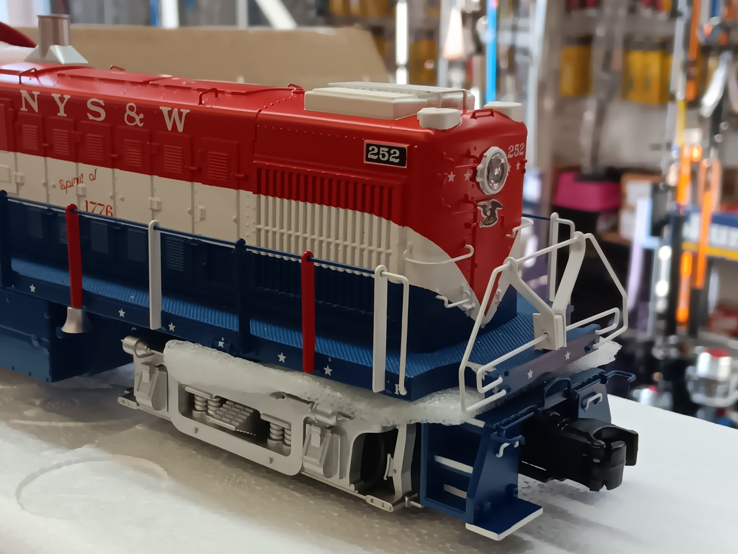 In Stock E-Z Catch Custom MTH NYS & W Bicentennial 252  Railking Scale RS-1 Locomotive ( Limited Run )