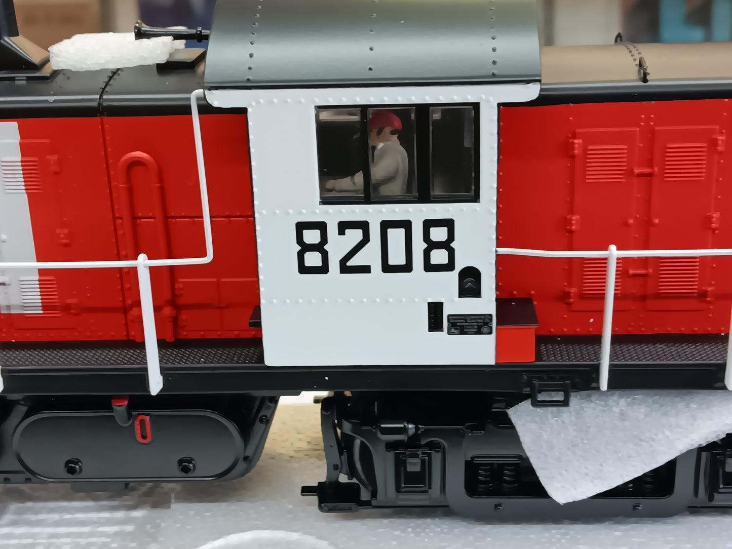 In Stock  E-Z Catch Exclusive Custom ( Canadian ) RS-1 Salem and Hillsborough Railroad
