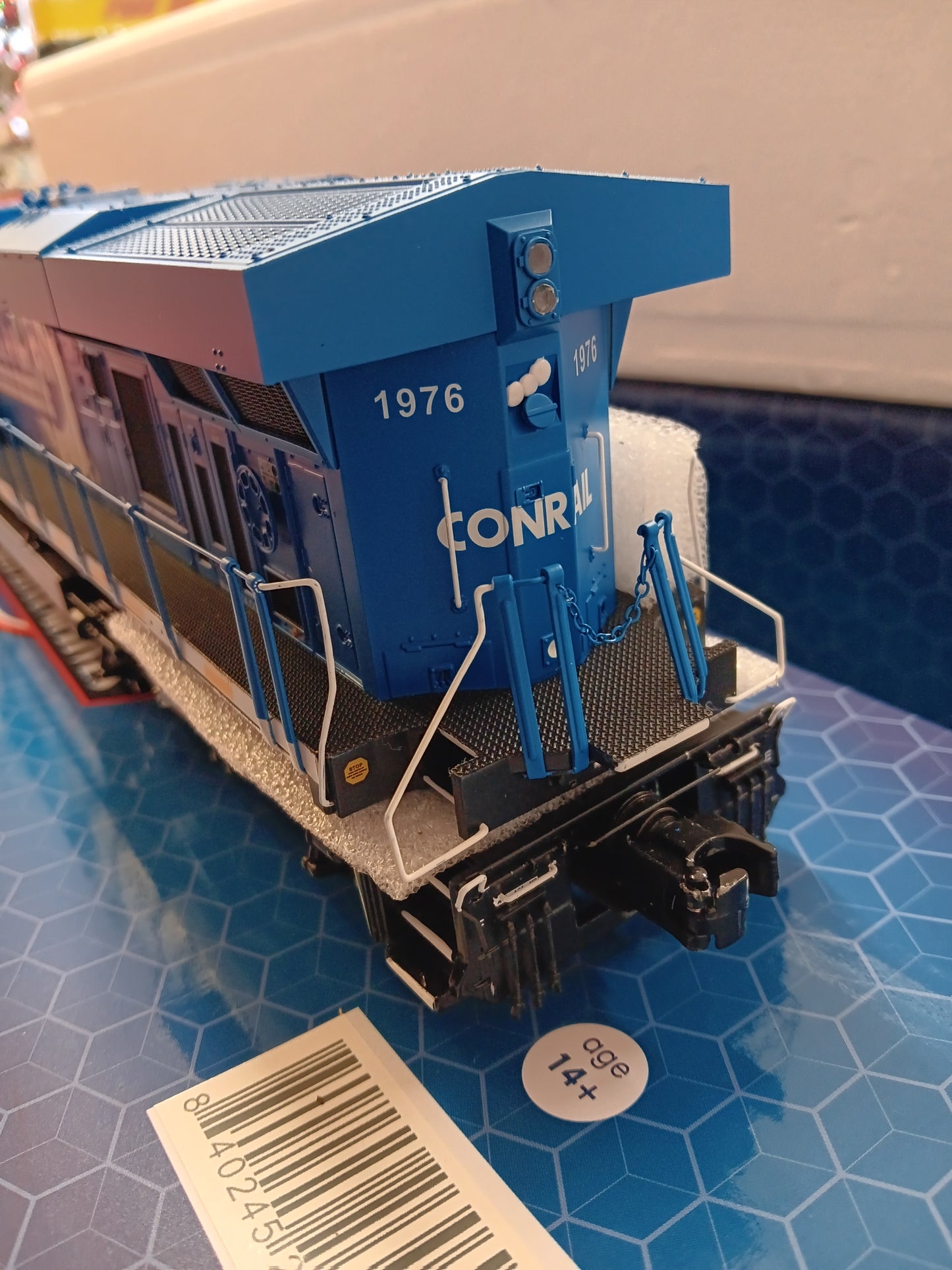 Now in Stock ** FREE SHIPPING ** Atlas O # 30138418 3RL PREMIER ES44 CSX [CONRAIL HERITAGE] #1976