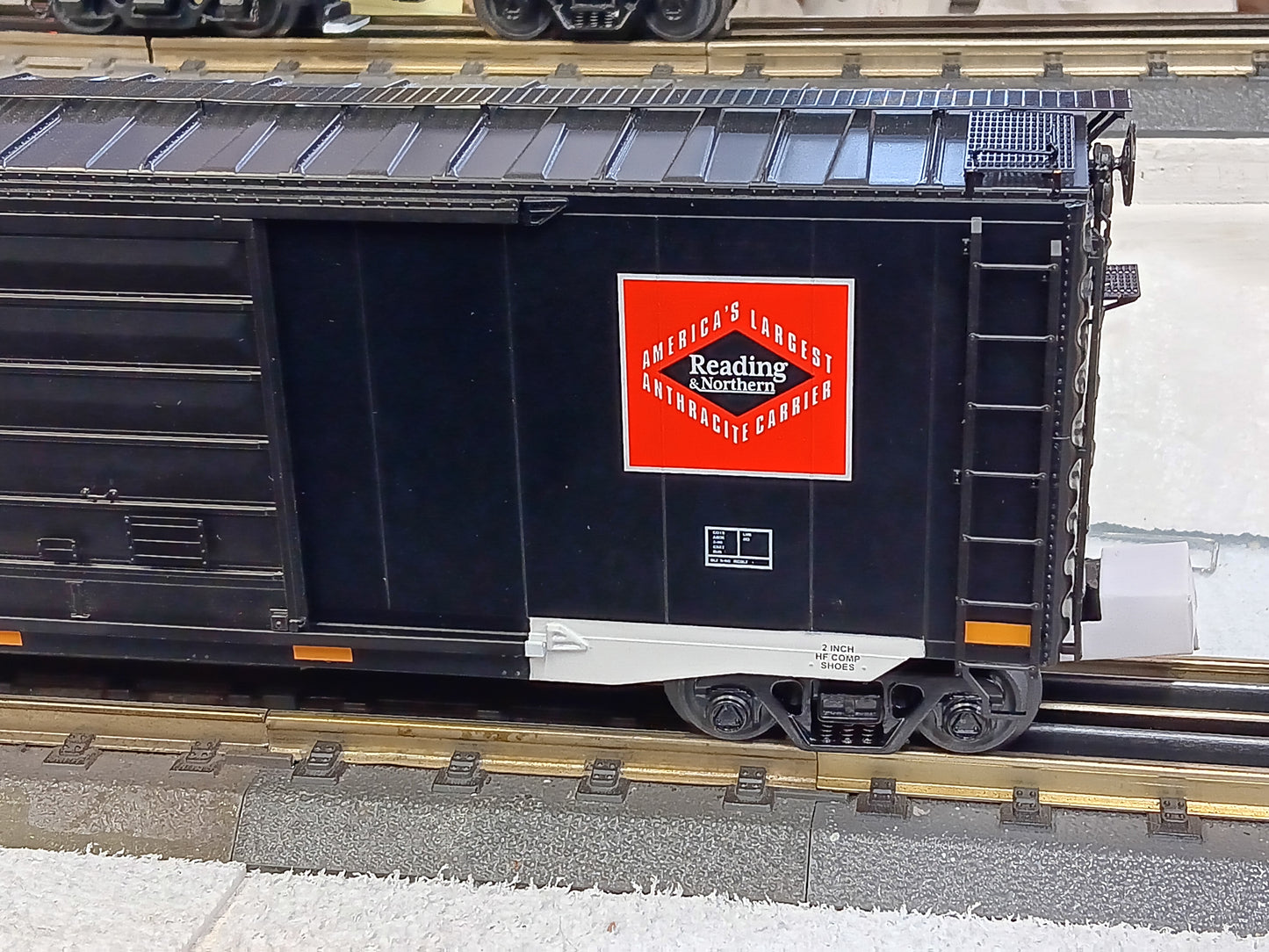 In Stock ( E-Z Catch Exclusive ) MTH PREMIER # 20-92437B RBM&N 50' PS-1 Box Car # 82190
