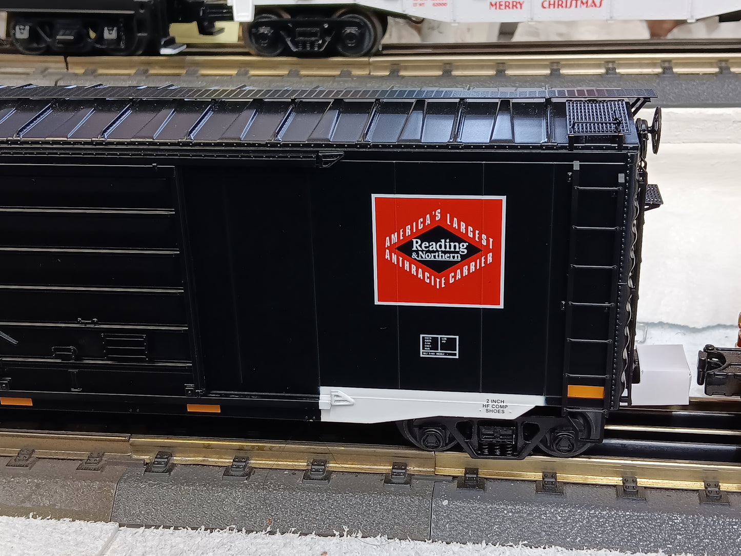 In Stock ( E-Z Catch Exclusive ) MTH PREMIER # 20-92437G RBM&N 50' PS-1 Box Car # 82199