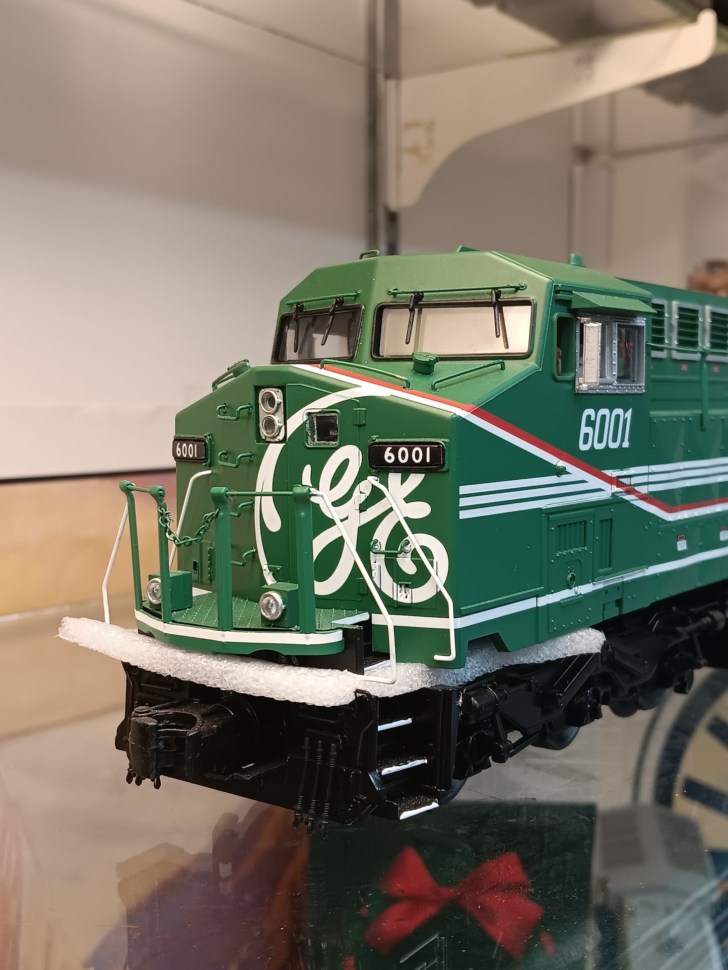 In Stock MTH Premier # 20-21881-1 O Scale AC6000 Diesel Engine w/Proto-Sound 3.0 - G.E. Demonstrator  Cab No. 6001