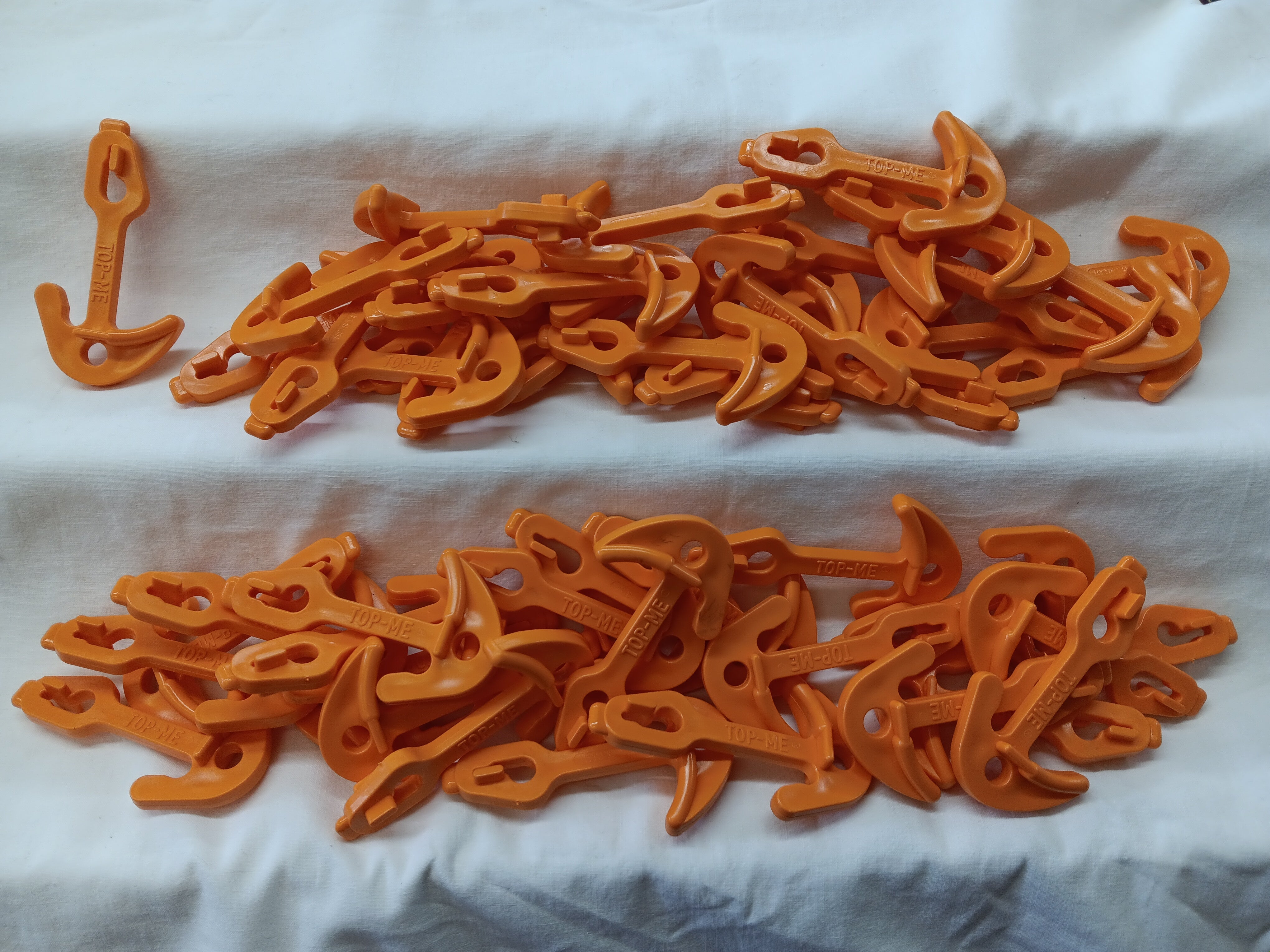 E-Z Catch Orange Plastic Crab Pot / Crab Trap Shock Cord Hooks
