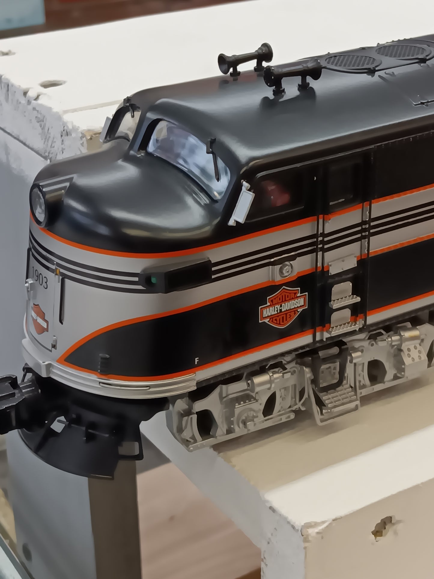 ( Sold Out ) MTH Premier # 20-2563-1 ( Rare ) Harley-Davidson O Scale Premier FT ABA Diesel Set - With Proto-Sound 2.0