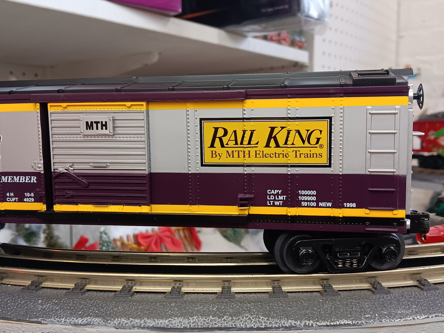 MTH RailKing # 30-7423 O Gauge MTH RailRoaders Club 1998 Box Car