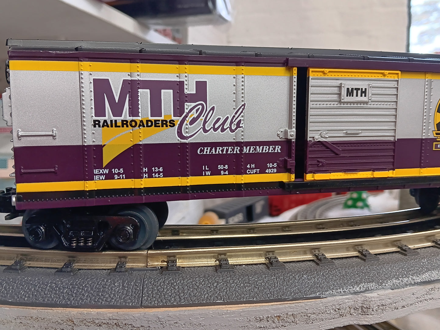 MTH RailKing # 30-7423 O Gauge MTH RailRoaders Club 1998 Box Car
