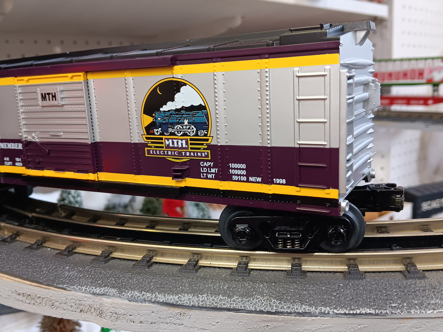 MTH RailKing # 30-7423 O Gauge MTH RailRoaders Club 1998 Box Car