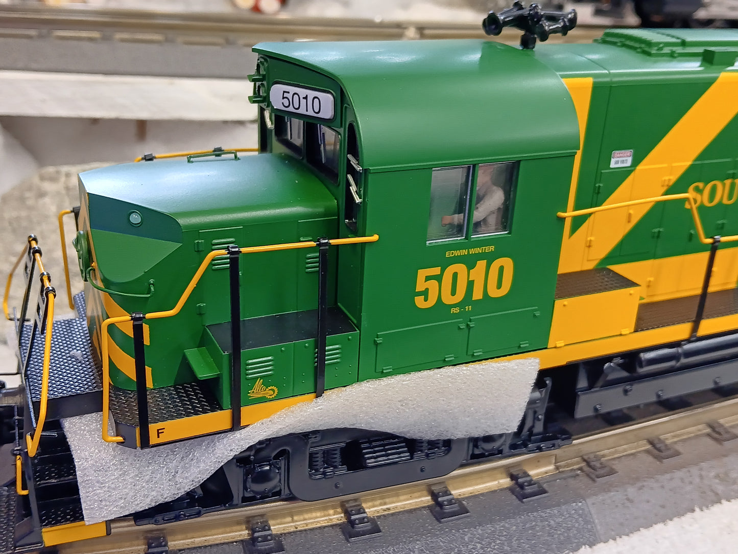 MTH O Scale Premier # 20-22060-1 Buffalo Southern RS-11 Low Hood Diesel Engine w/Proto-Sound 3.0