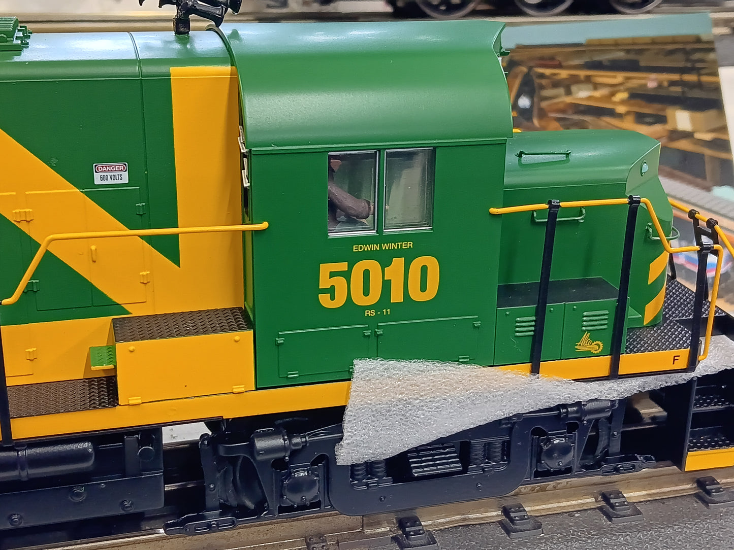 MTH O Scale Premier # 20-22060-1 Buffalo Southern RS-11 Low Hood Diesel Engine w/Proto-Sound 3.0