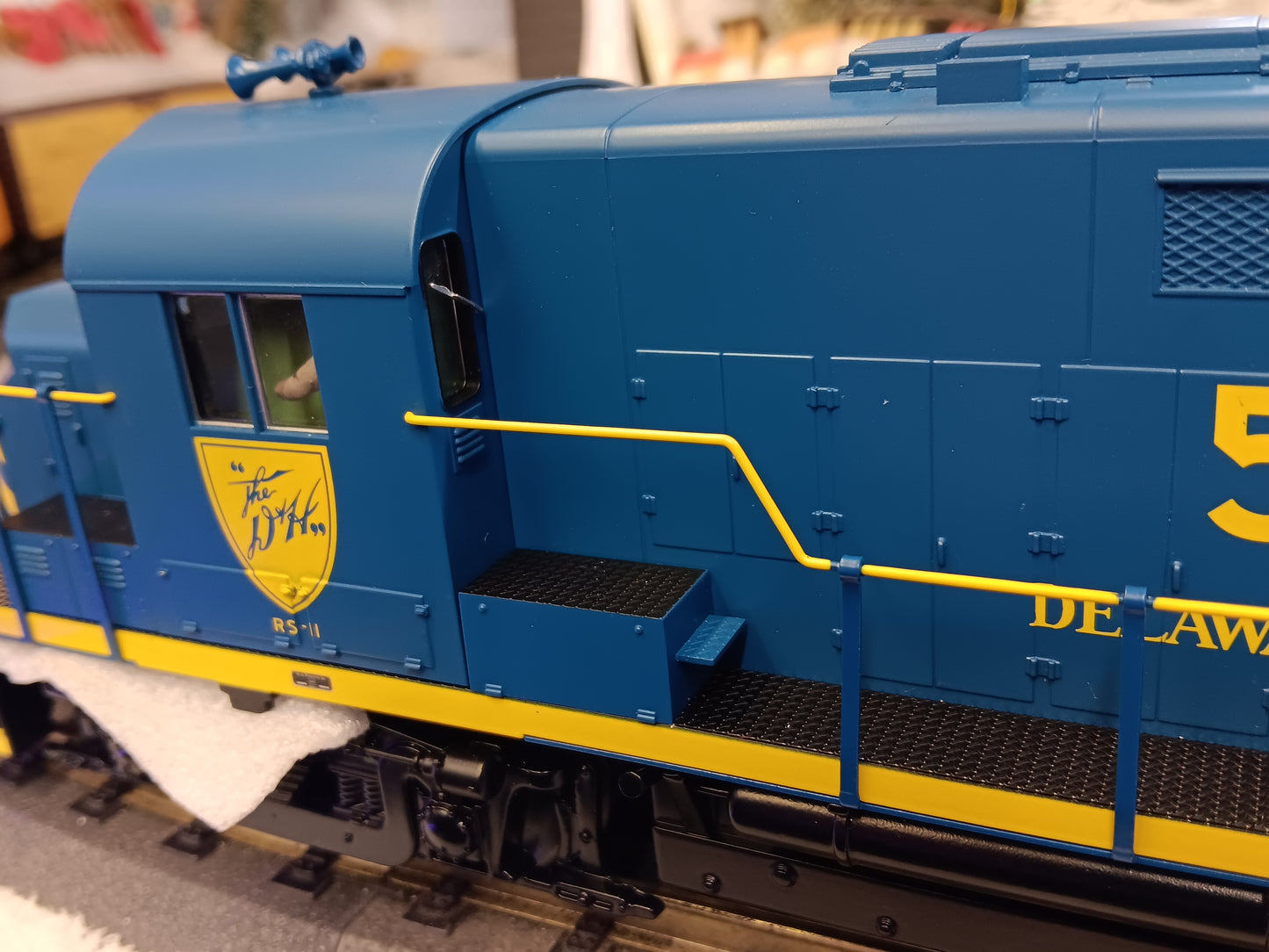 MTH O Scale Premier # 20-22059-1 Delaware & Hudson RS-11 Low Hood Diesel Engine w/Proto-Sound 3.0