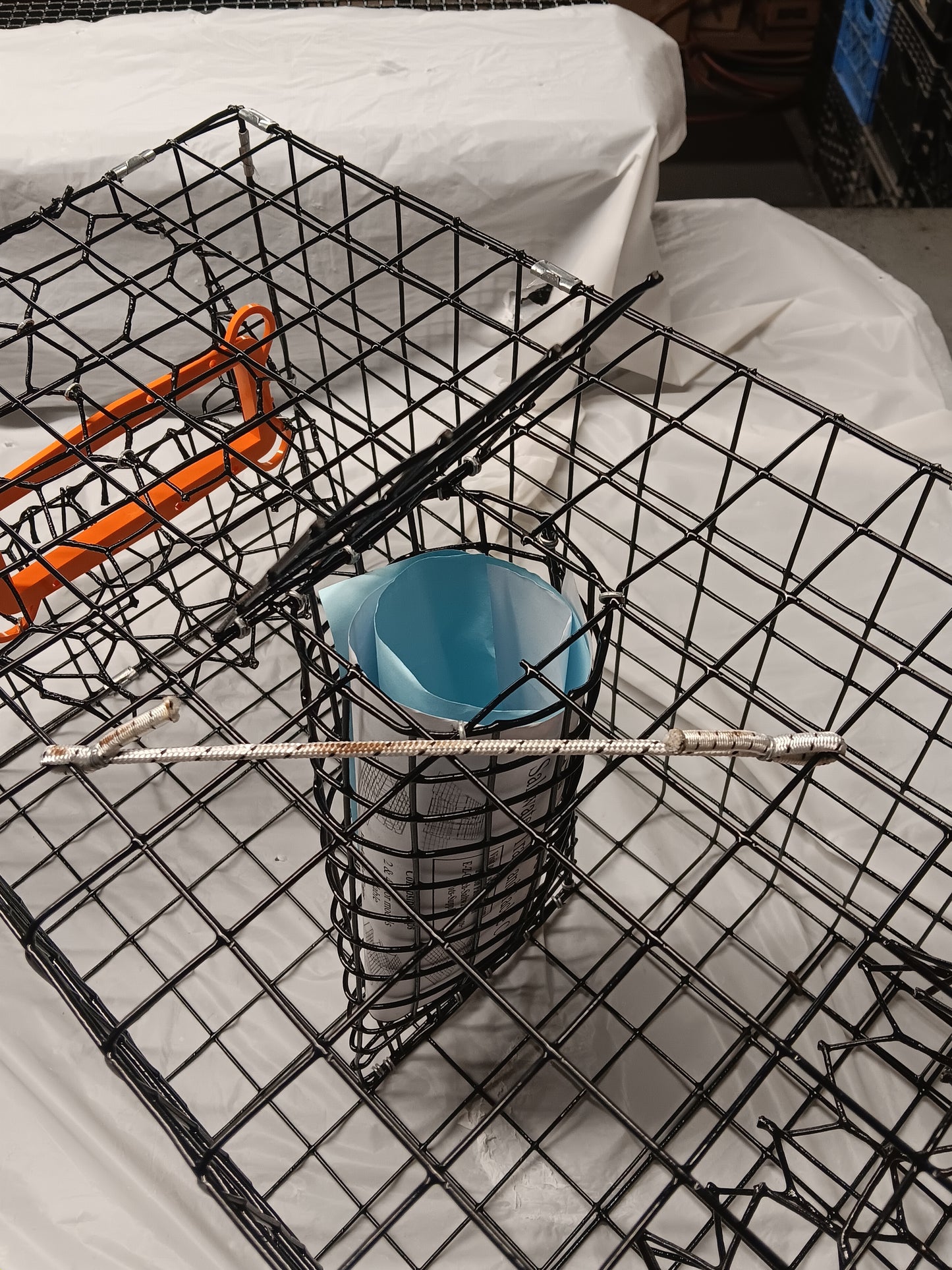 * PICK UP ONLY * E-Z Catch # P-300-B-Kit-LTE ( Two Pack ) Quarter Size Crab Pot ( 24 x 12 x 12 )