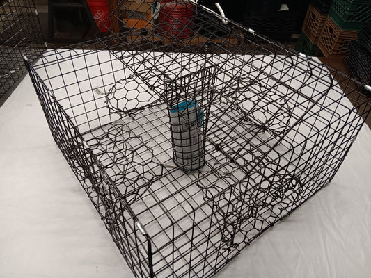 * PICK UP ONLY * E-Z Catch # P-301-B-4F Half Size Maryland Style Crab Pot ( 24 x 24 x 12 )
