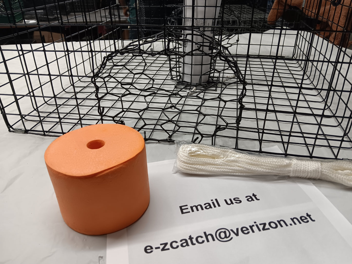 E-Z Catch # P-301-B-KIT Half Size Maryland Style Crab Pot ( 24 x 24 x 12 )